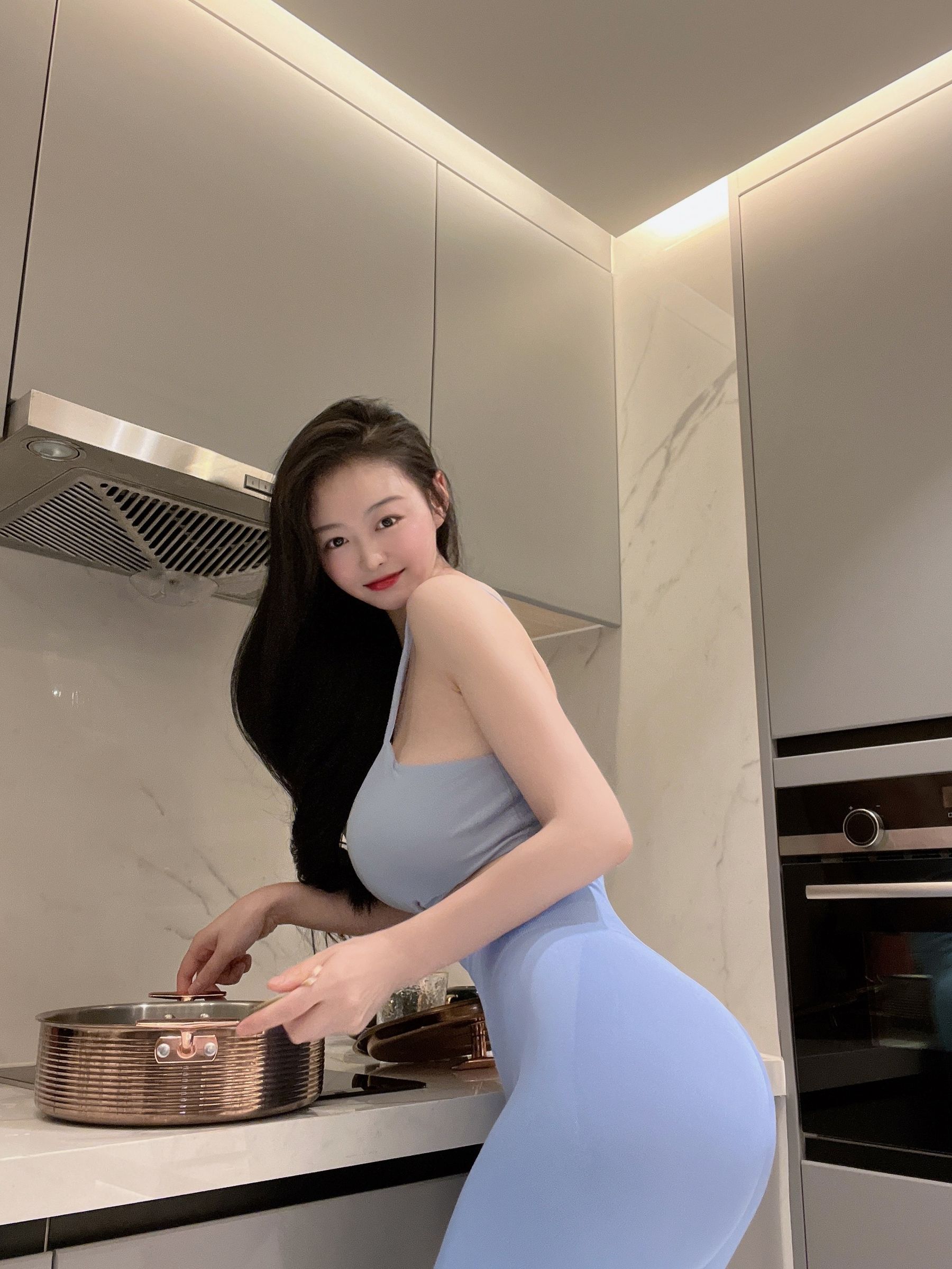 [福利COS] 美臀女神左公子666 微密圈VIP付费私拍美照合集2