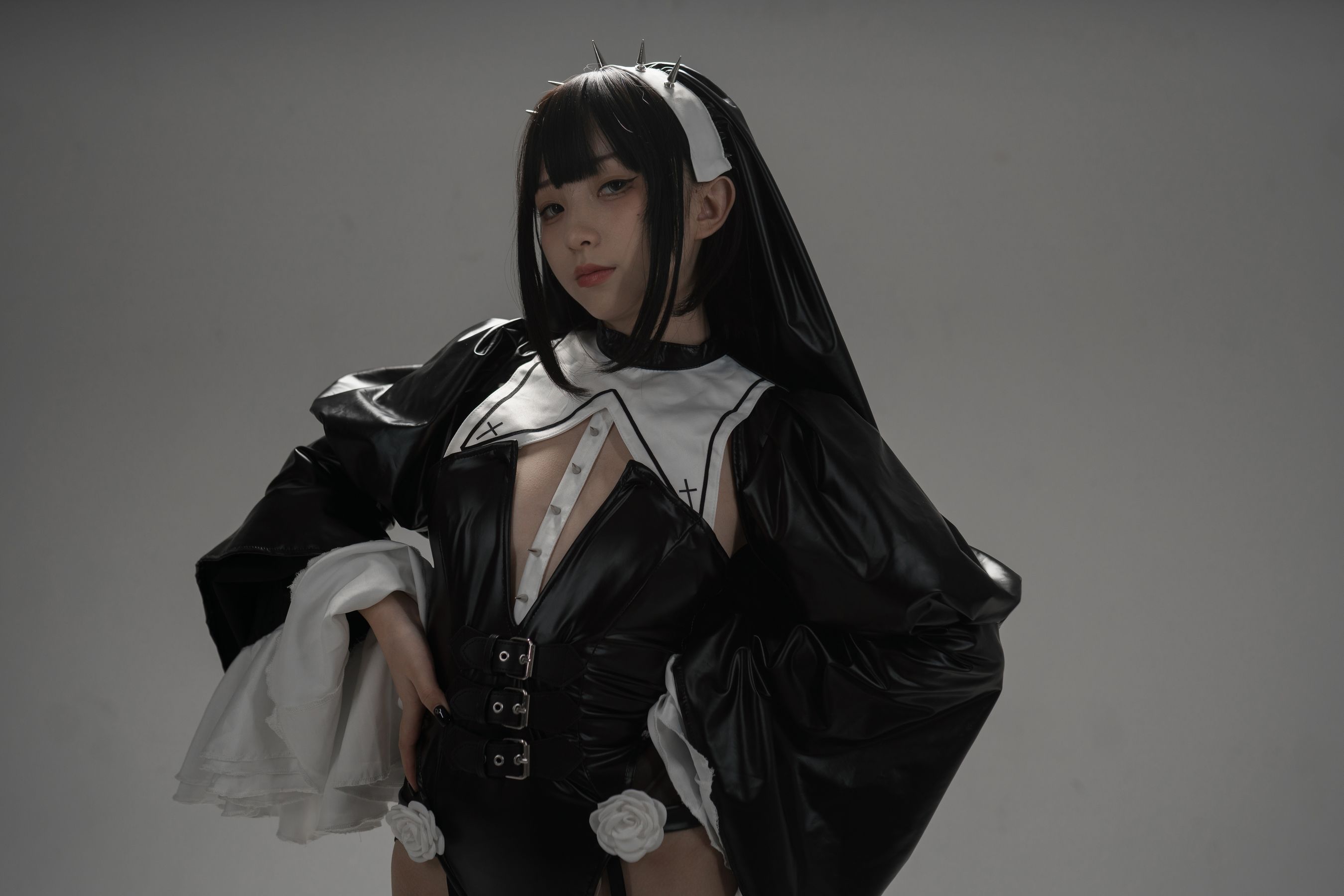 [福利COS] 花铃 - 杀戮修女