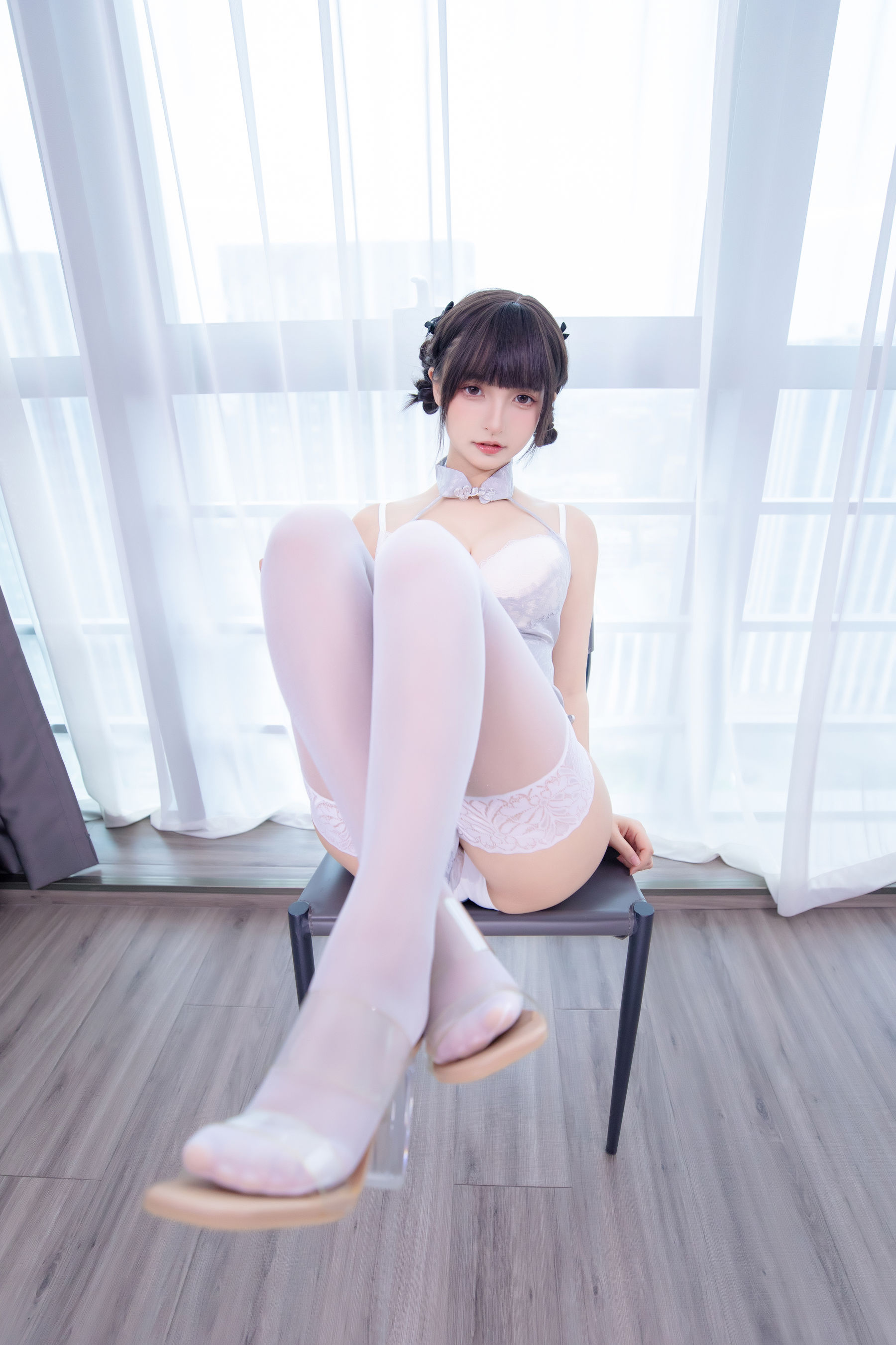 [福利COS] 萝莉神楽板真冬 雪糕小姐