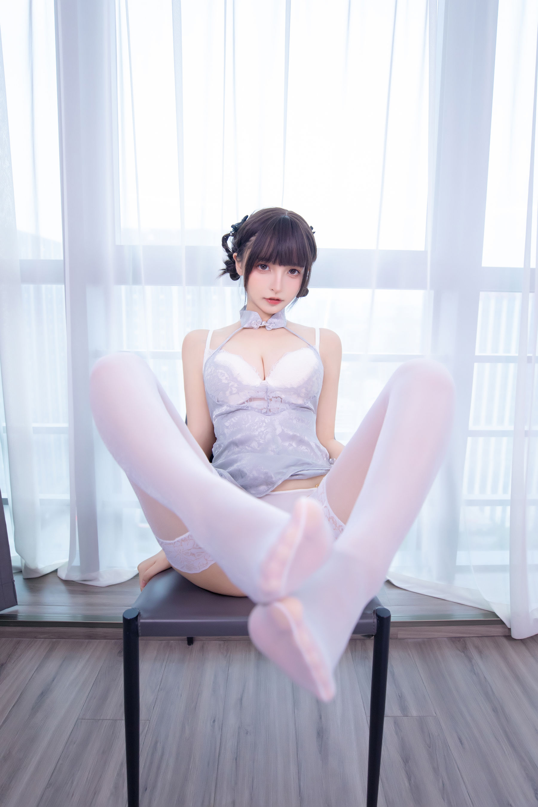[福利COS] 萝莉神楽板真冬 雪糕小姐