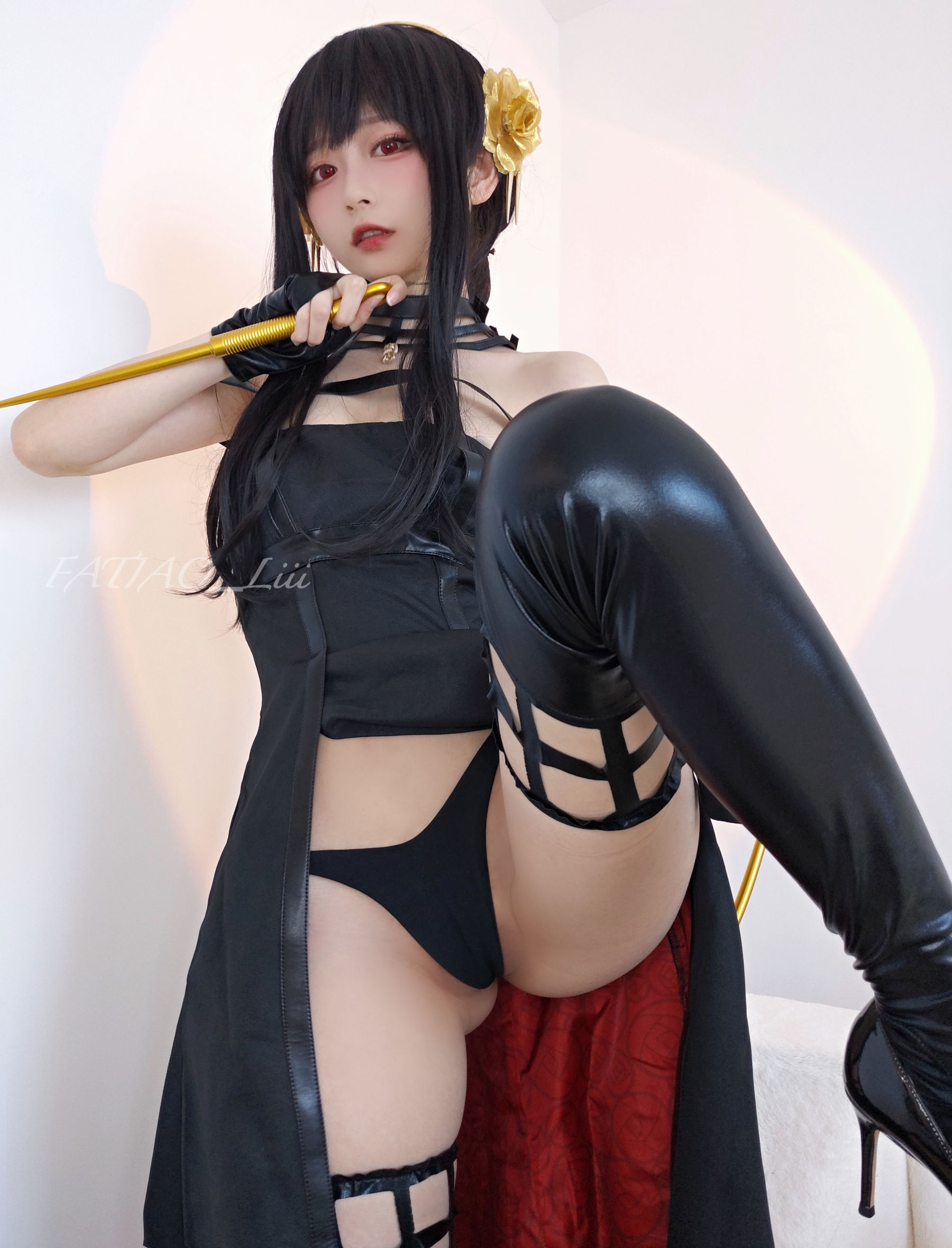 [福利COS] 迷之呆梨(发条少女) - 约尔太太