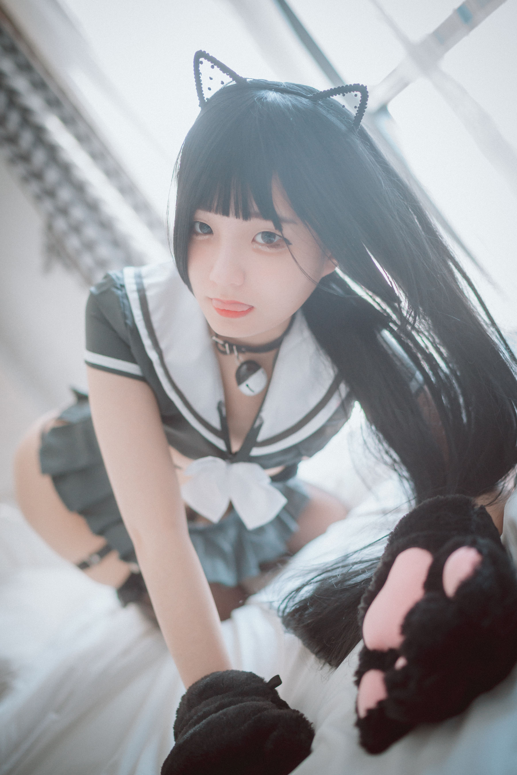 [DJAWA]  Jenny - Katzenmadchen in Schuluniform