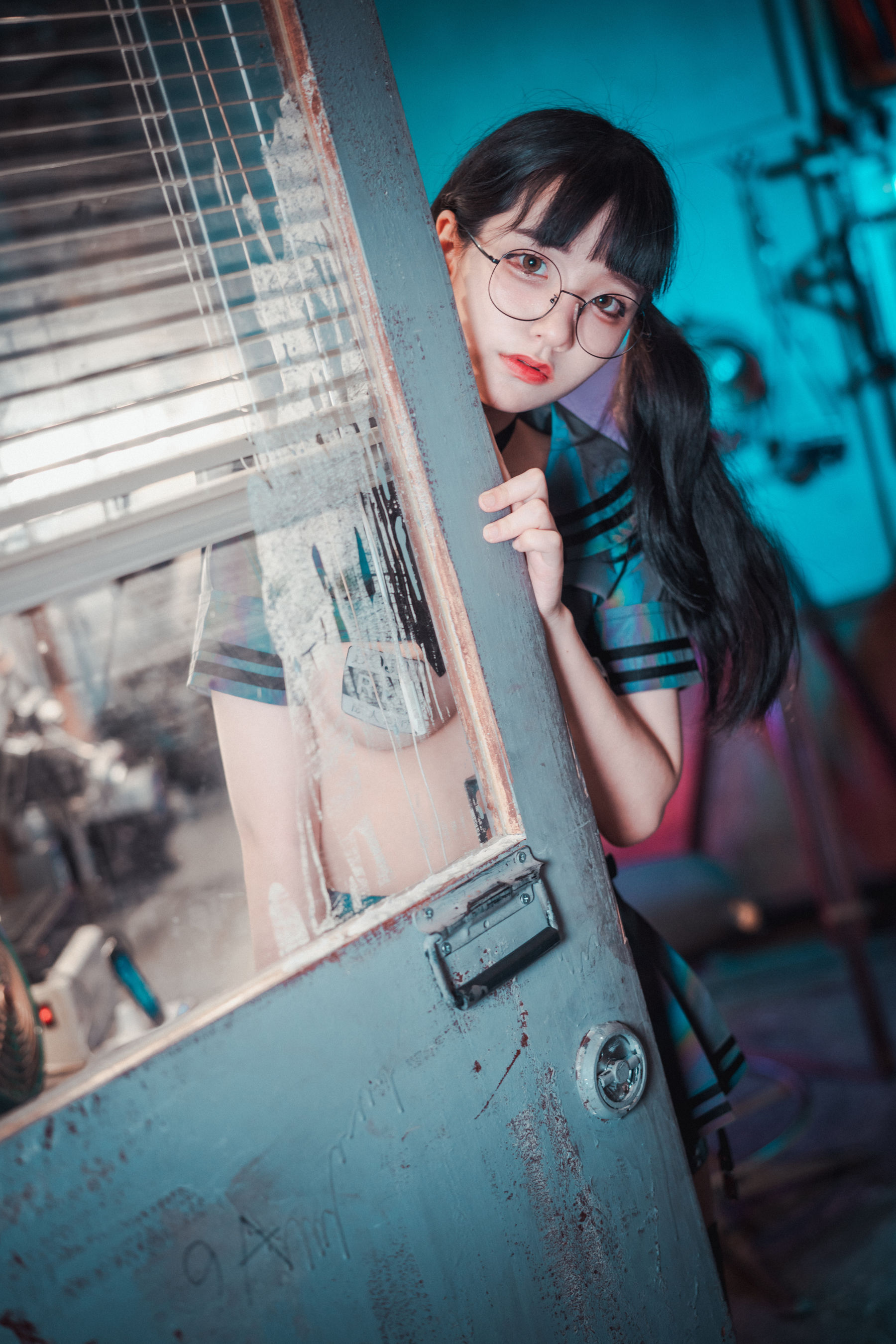 [DJAWA]  Jenny - The Smashing Sailorette