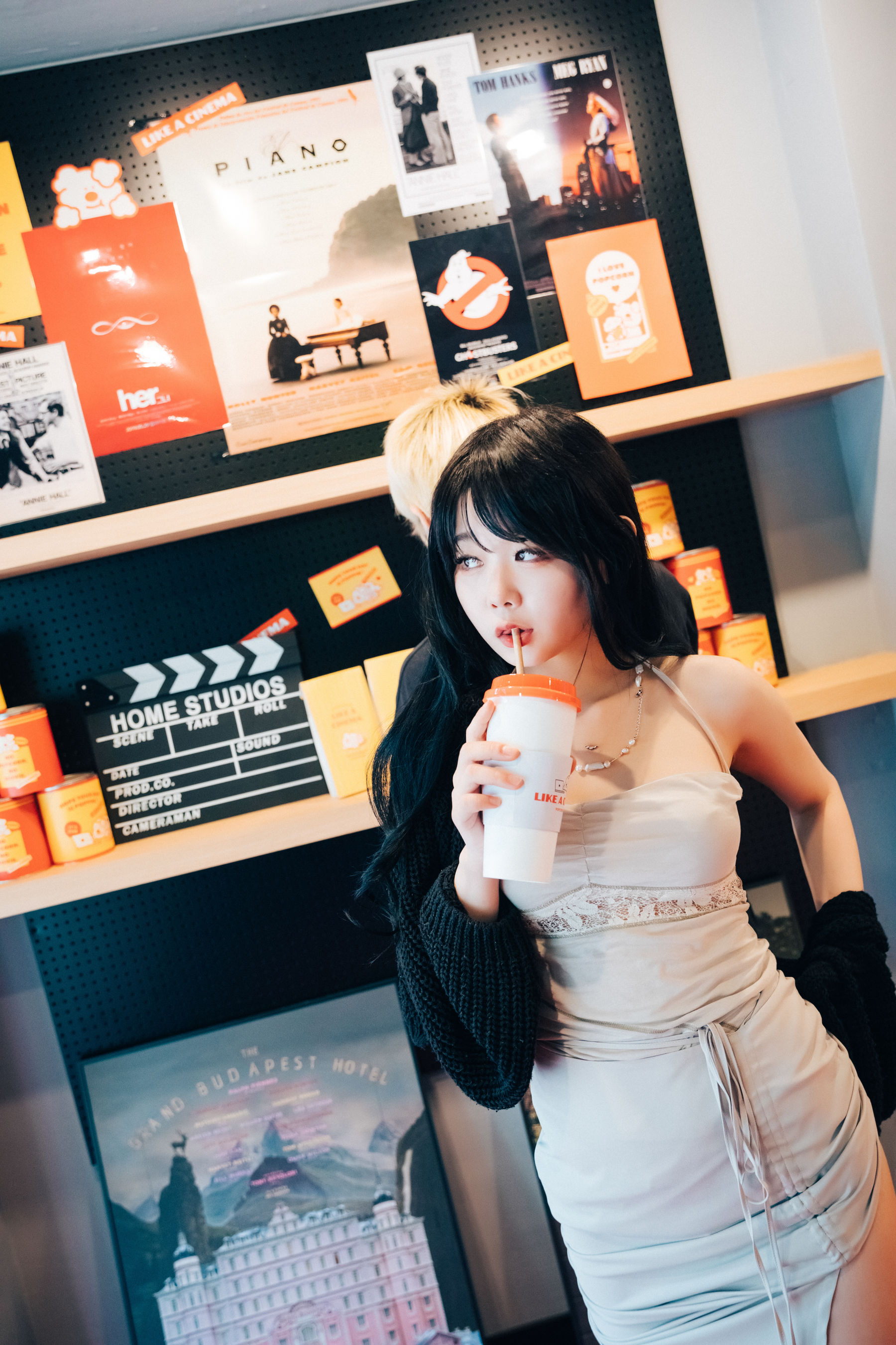 [LOOZY]  Zia - xxx in the theater S.Ver