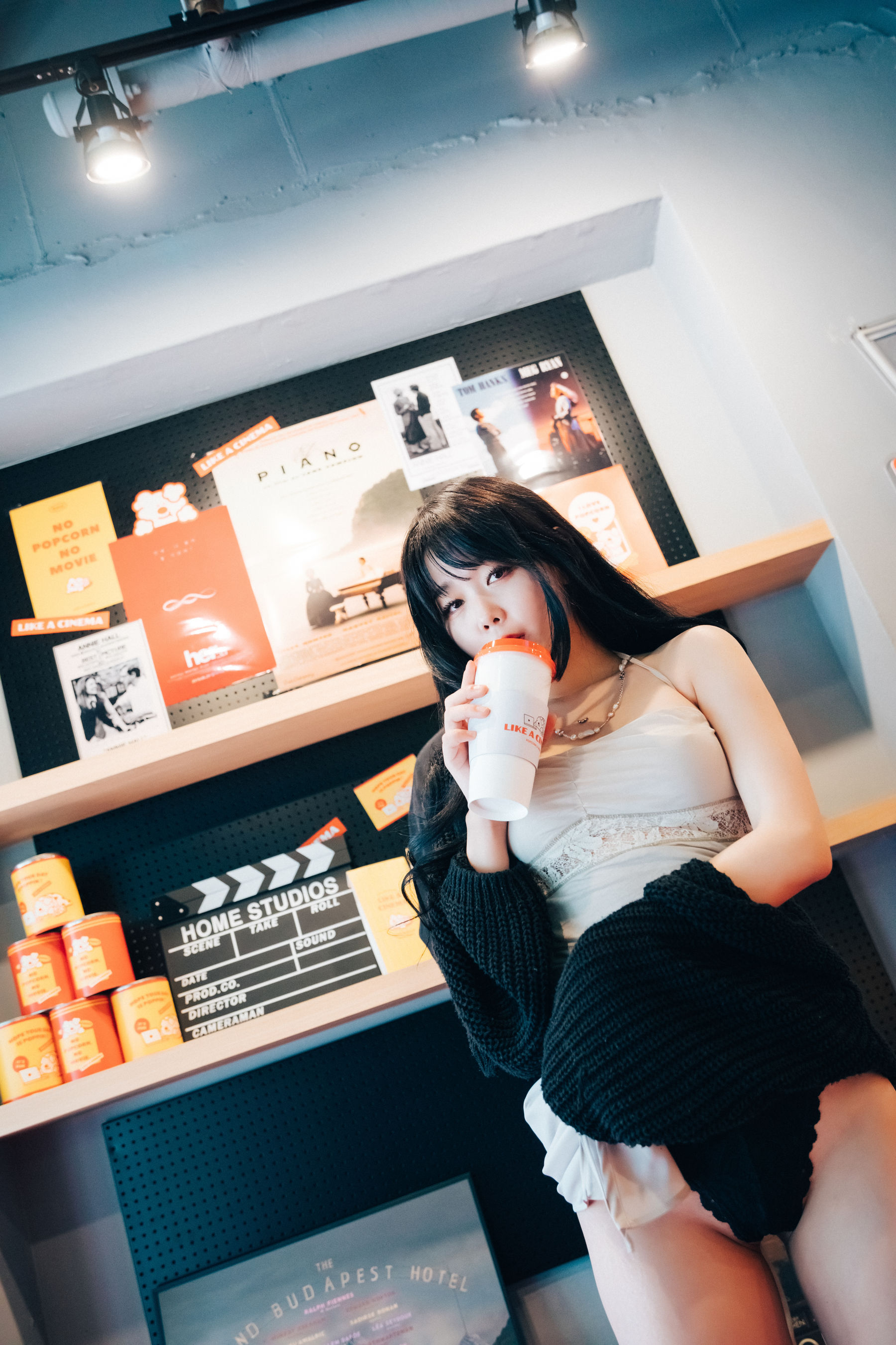 [LOOZY]  Zia - xxx in the theater S.Ver