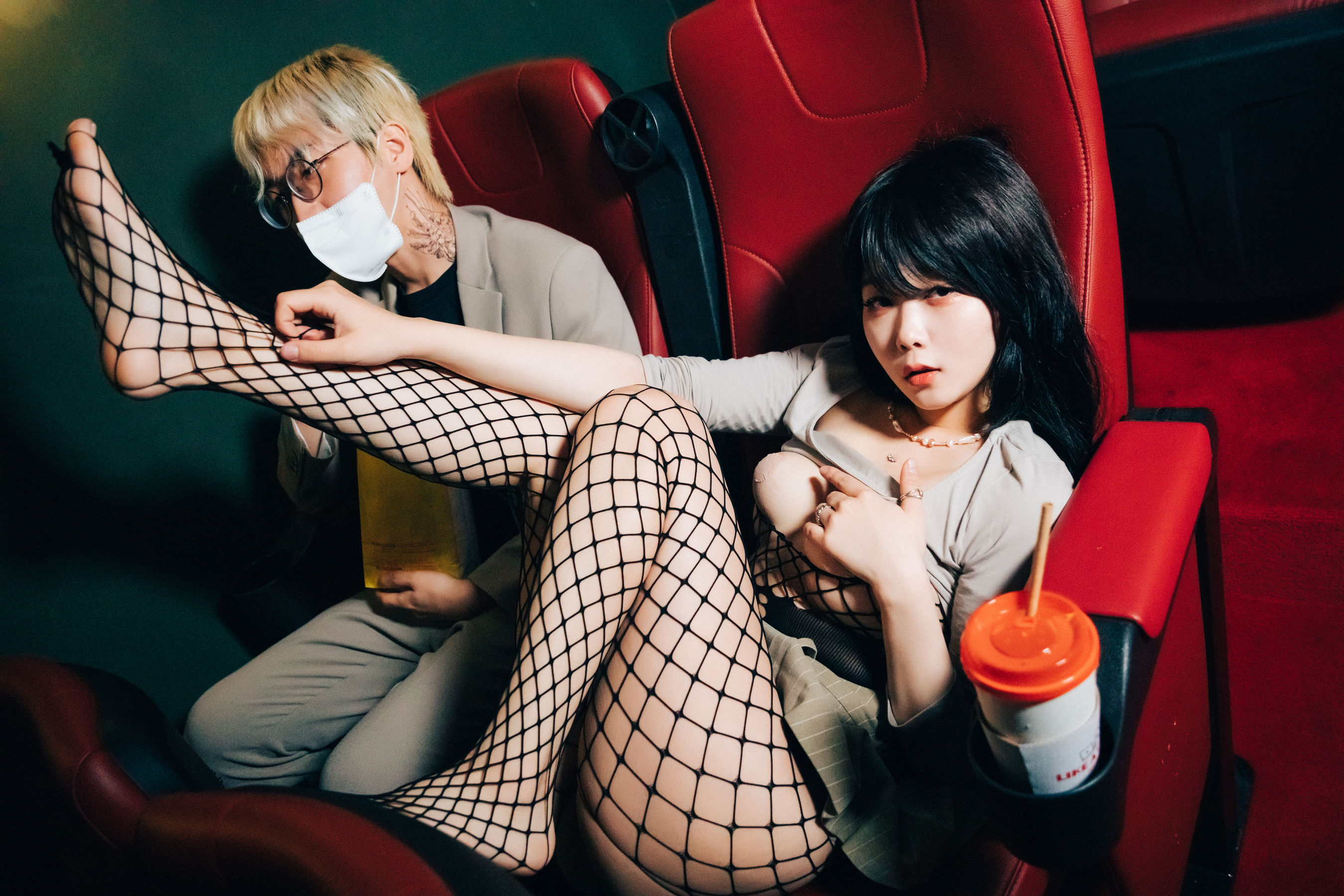 [LOOZY]  Zia - xxx in the theater S.Ver