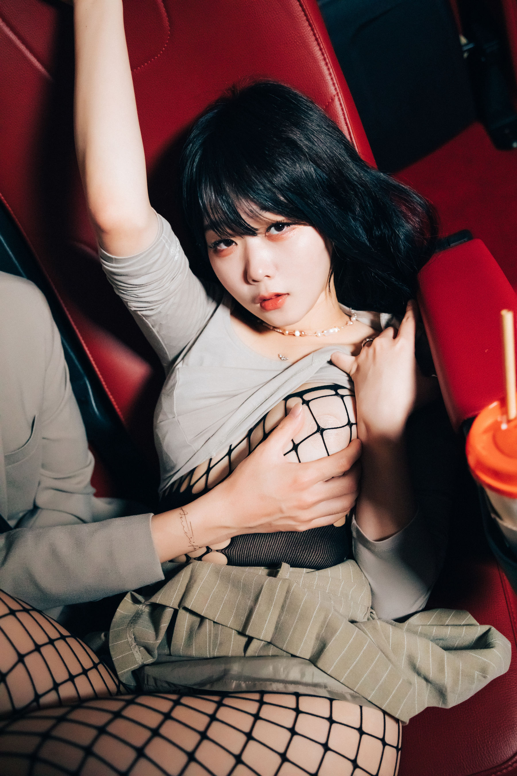 [LOOZY]  Zia - xxx in the theater S.Ver