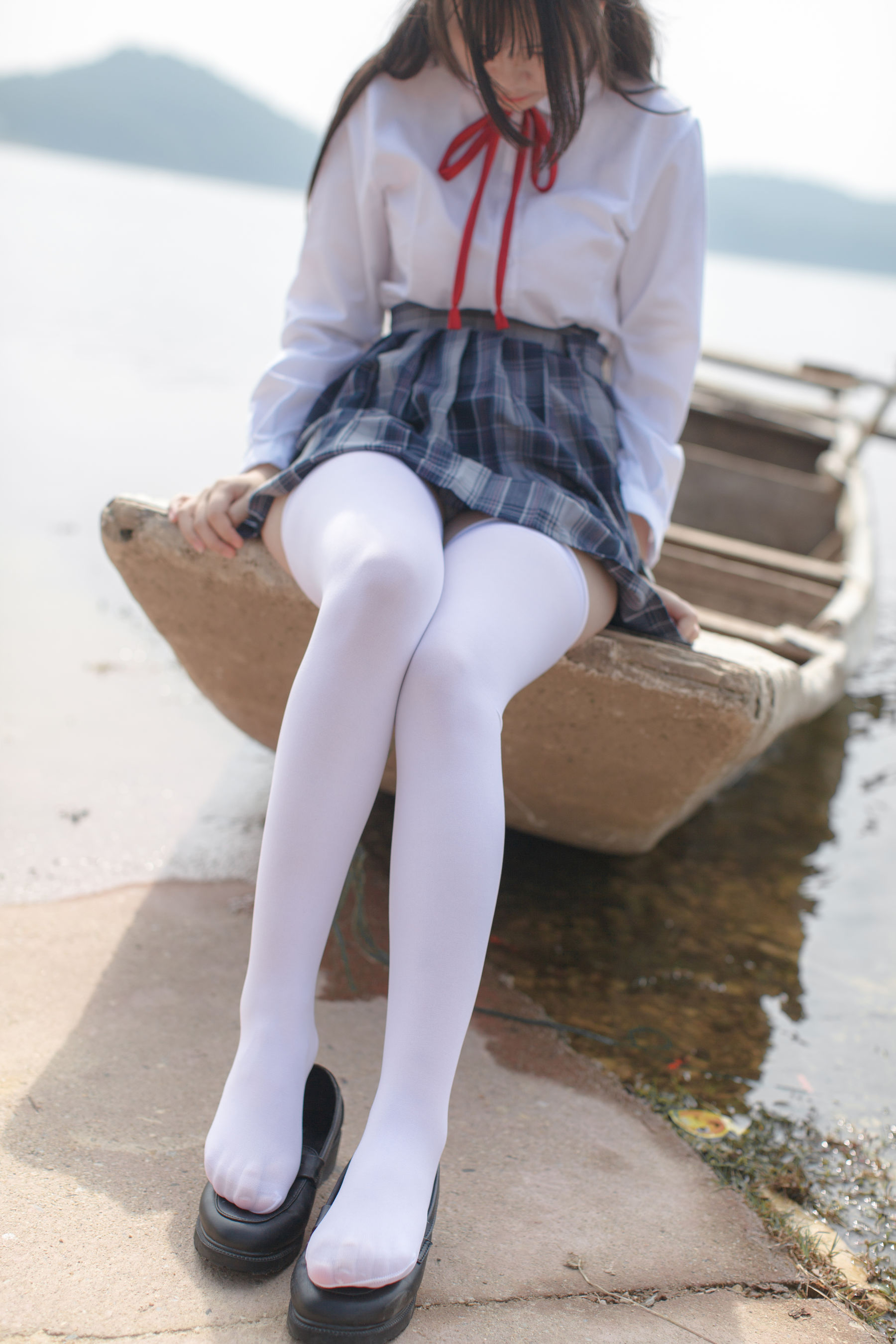 [少女秩序] EXVOL.002 户外阳光丝袜妹
