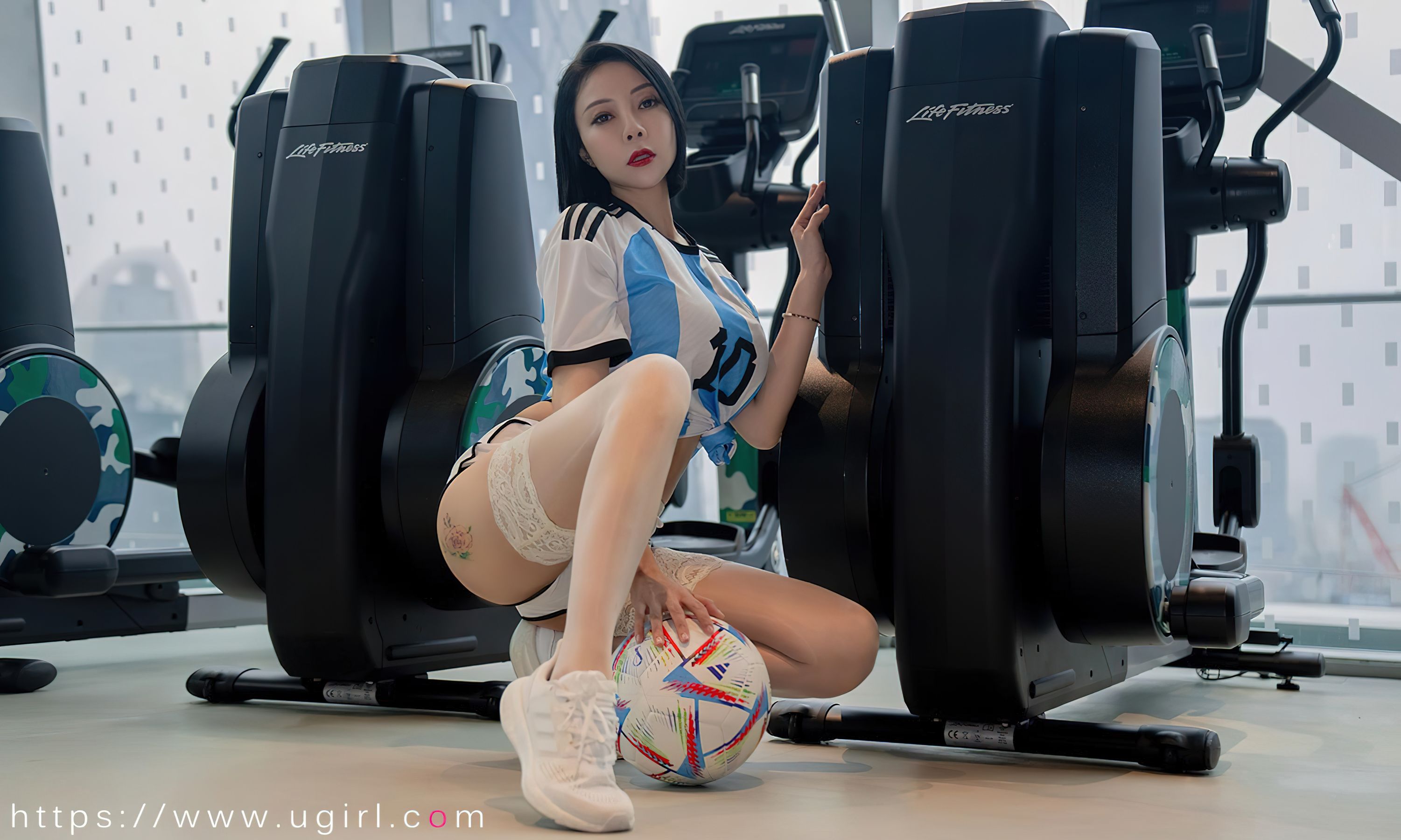 [爱尤物Ugirls] No.2466 果儿Victoria 共度世界杯