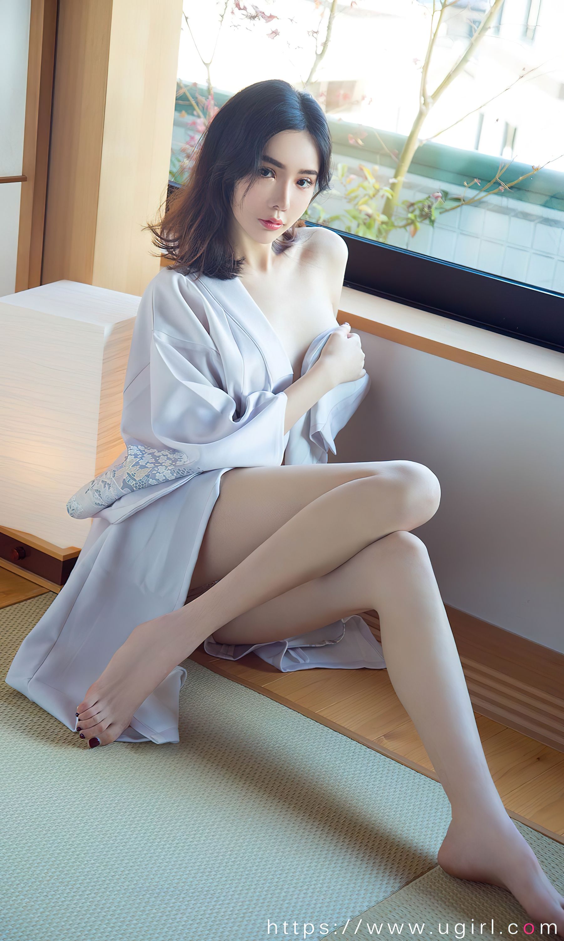 [爱尤物Ugirls] No.2485 萌琪琪 性感瞬间