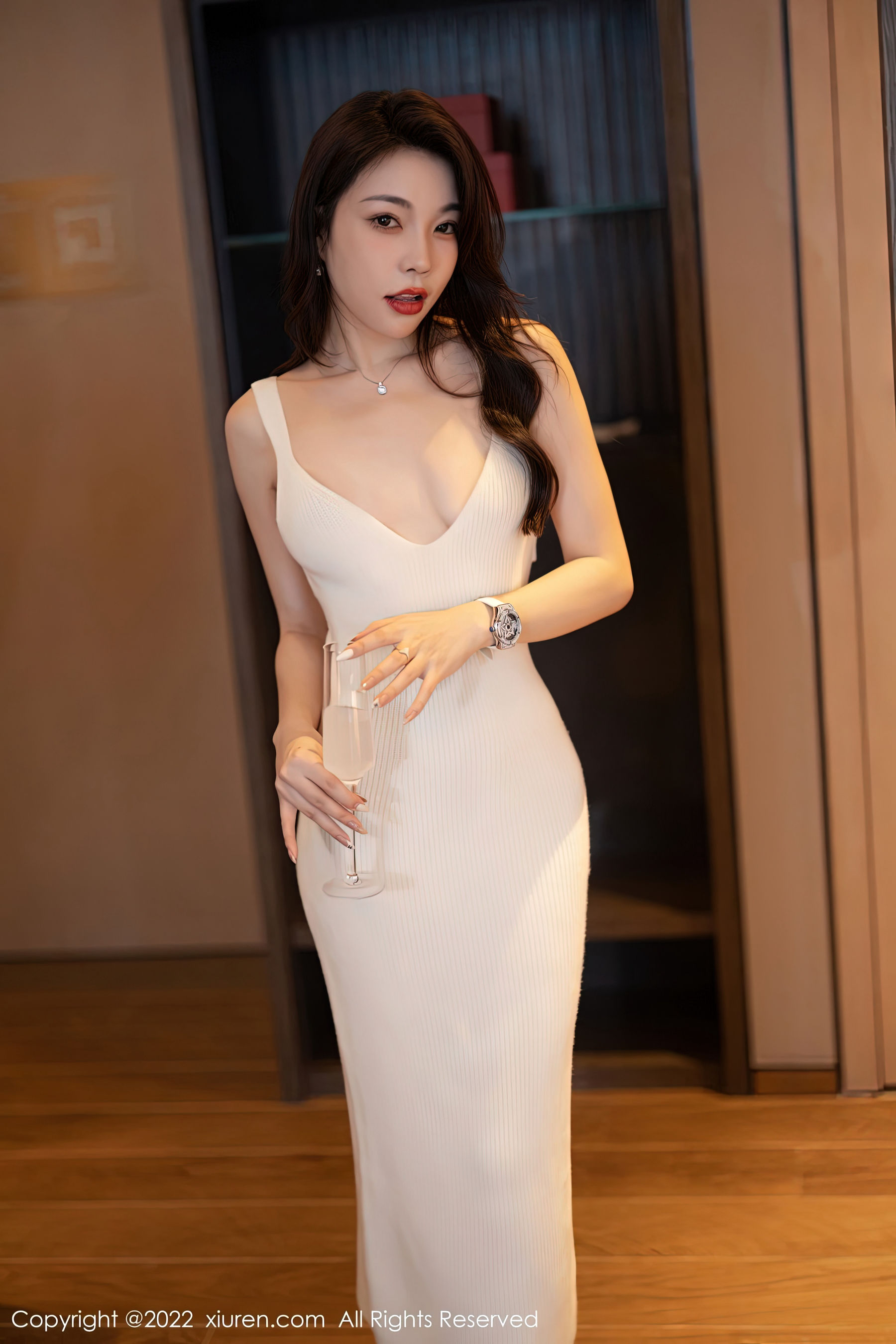 [秀人XiuRen] No.6010 徐莉芝Booty