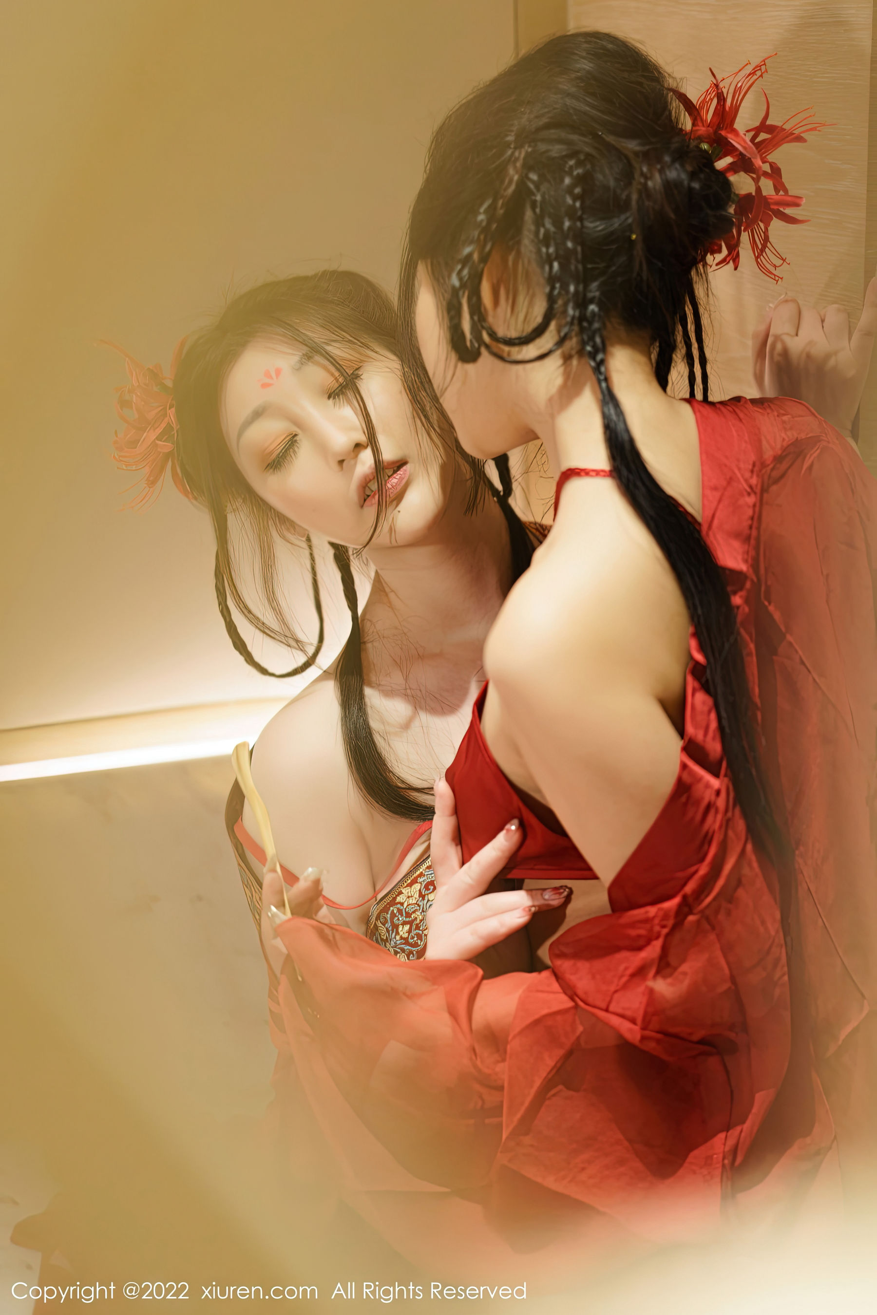 [秀人XiuRen] No.6068 laura阿姣&妲己_Toxic