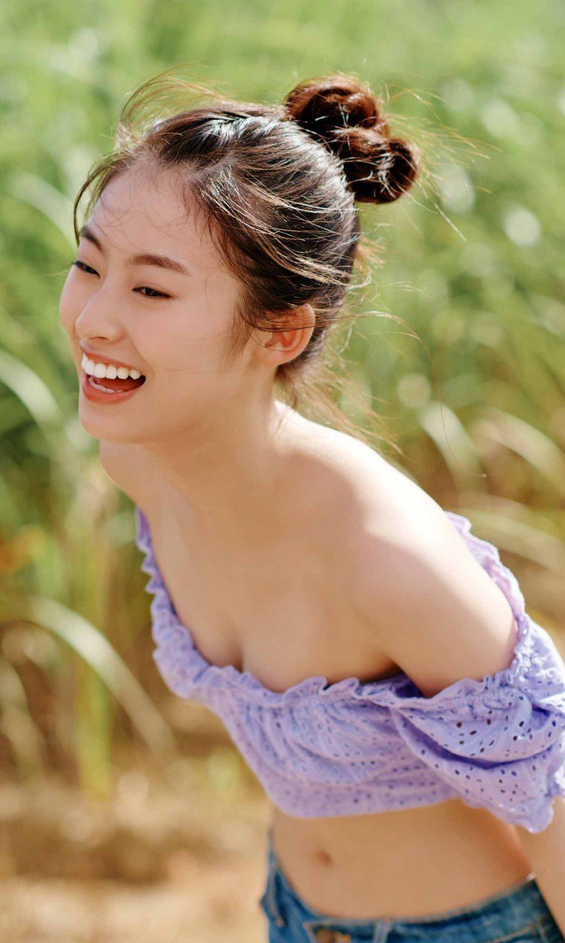 [photobook] Ayaka Imoto 井本彩花「ヒロインは凛として美しい17歳。」