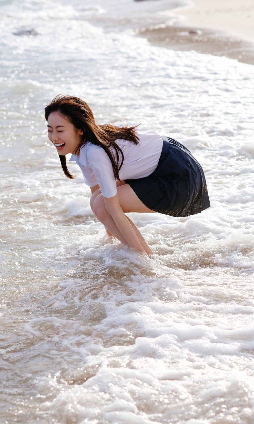 [photobook] Ayaka Imoto 井本彩花「ヒロインは凛として美しい17歳。」