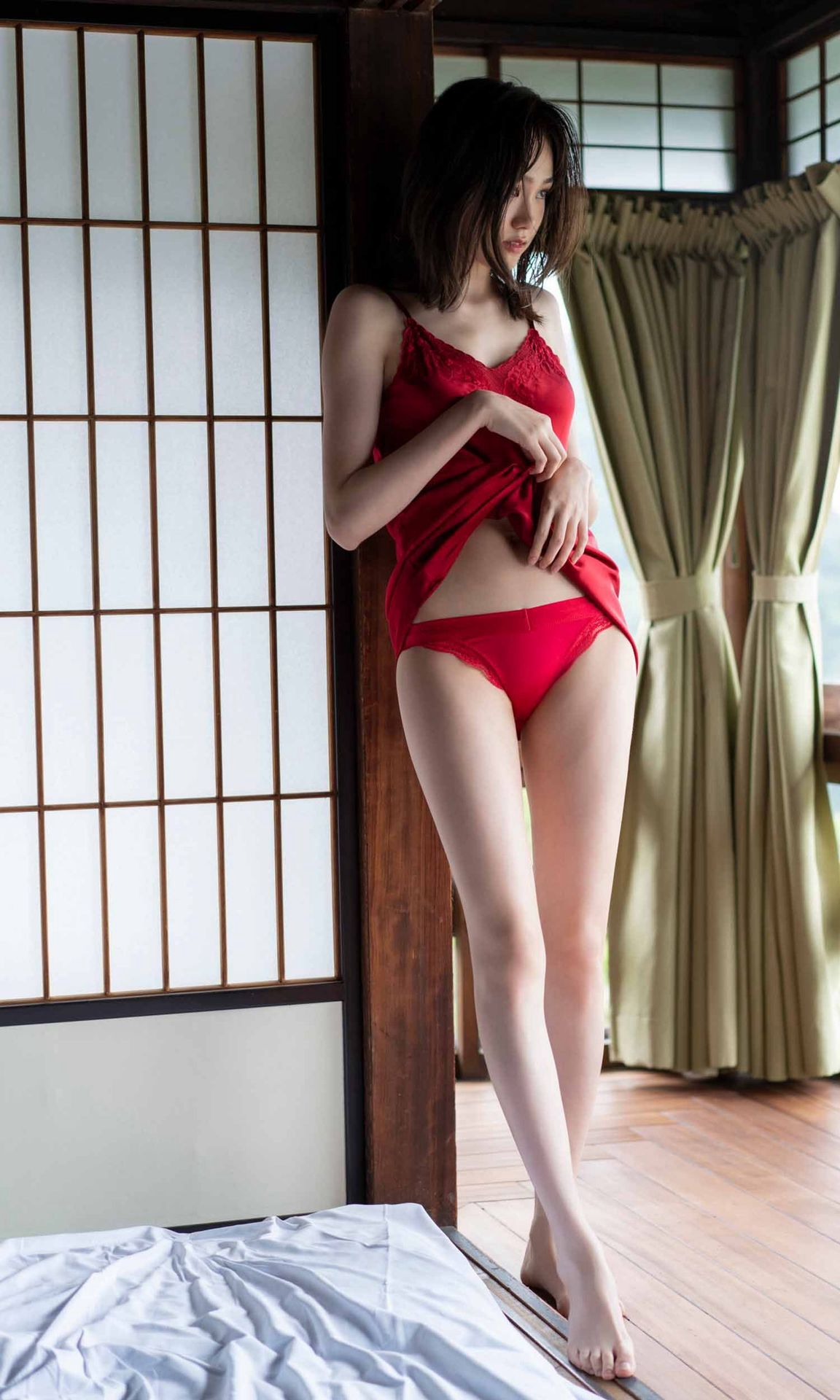 [photobook] ICHIKA OSAKI 尾碕真花写真集「オトナイチカ」