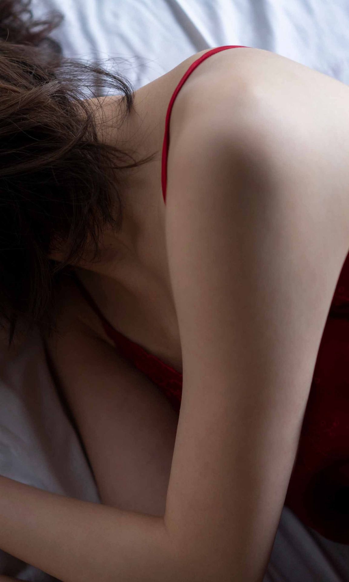 [photobook] ICHIKA OSAKI 尾碕真花写真集「オトナイチカ」