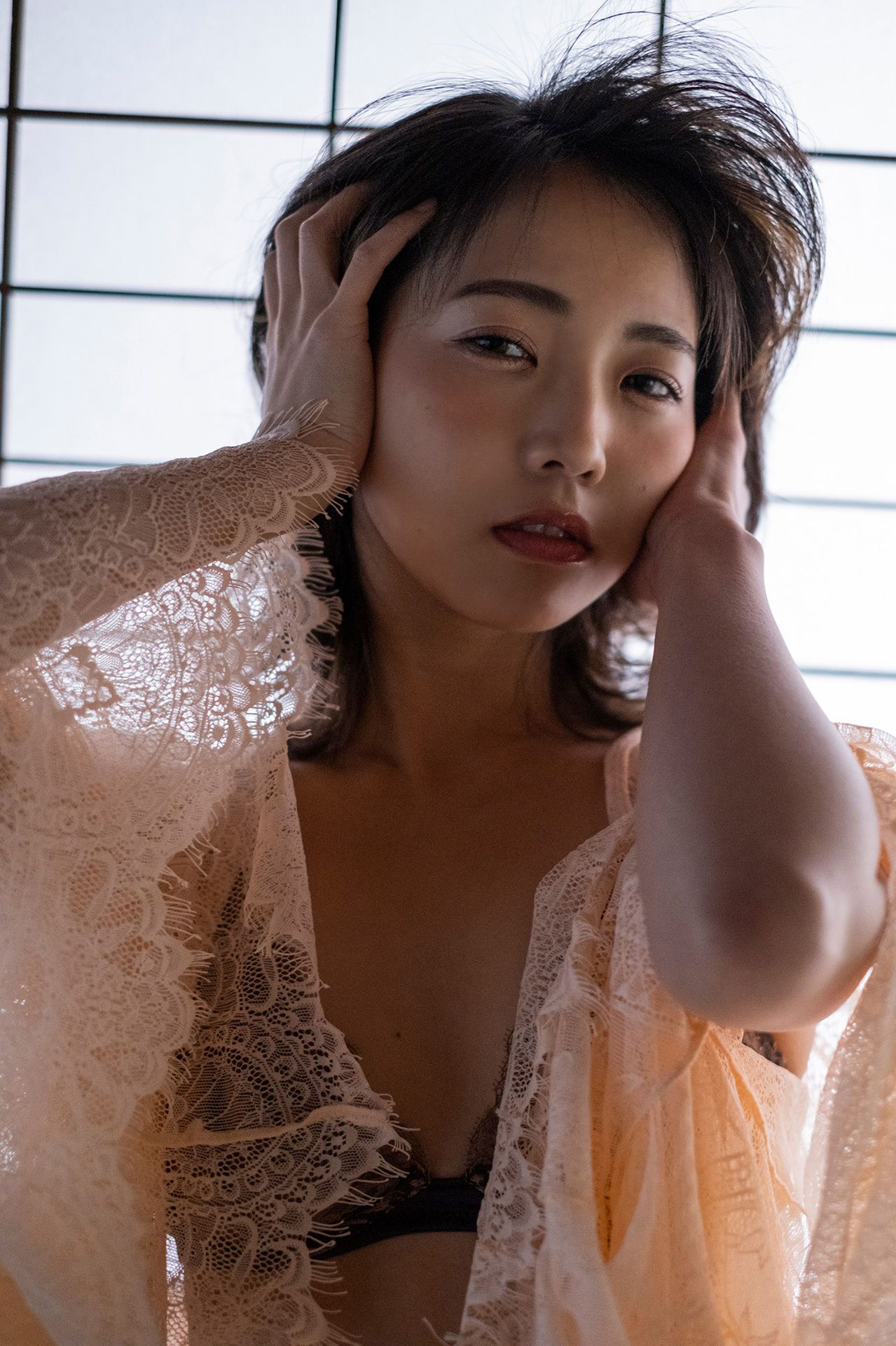 [photobook] Makoto Toda 戸田真琴 - Instead of goodbye さよならのかわりに