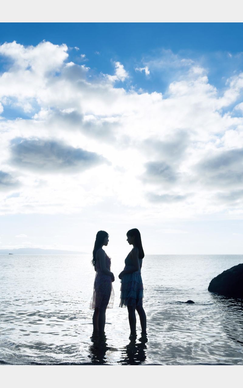 [photobook] Marina Nagasawa 長澤茉里奈 & Seera Nagasawa 長澤聖愛 - W pocchi