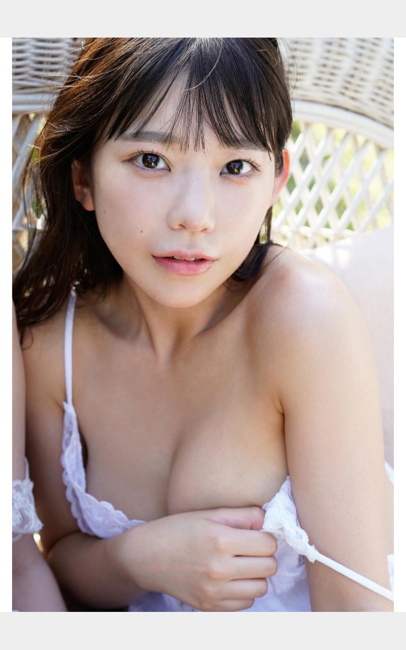 [photobook] Marina Nagasawa 長澤茉里奈 & Seera Nagasawa 長澤聖愛 - W pocchi
