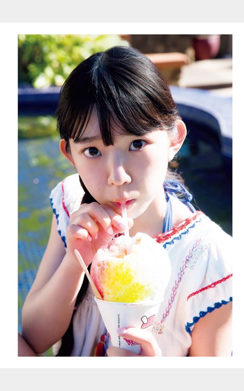 [photobook] Marina Nagasawa 長澤茉里奈 pocchi² A