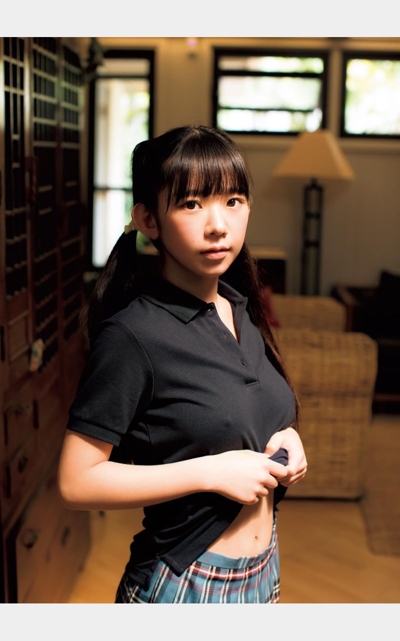 [photobook] Marina Nagasawa 長澤茉里奈 pocchi² A