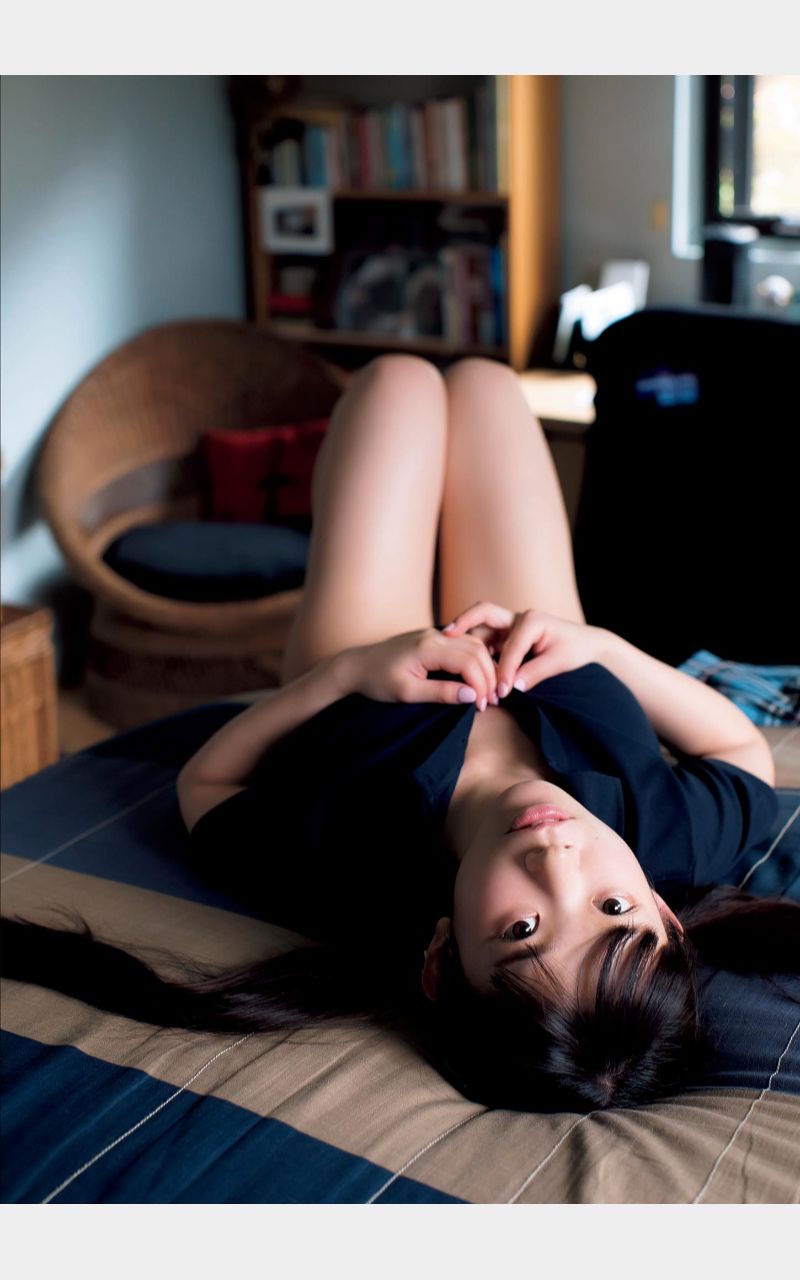 [photobook] Marina Nagasawa 長澤茉里奈 pocchi² B