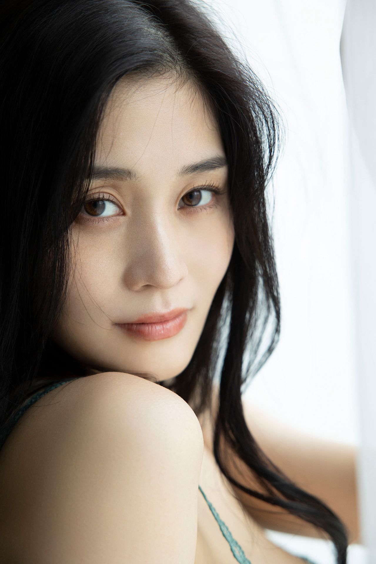 [photobook] Rin Takahashi 高橋凛 - Ideal body 理想ノカラダ