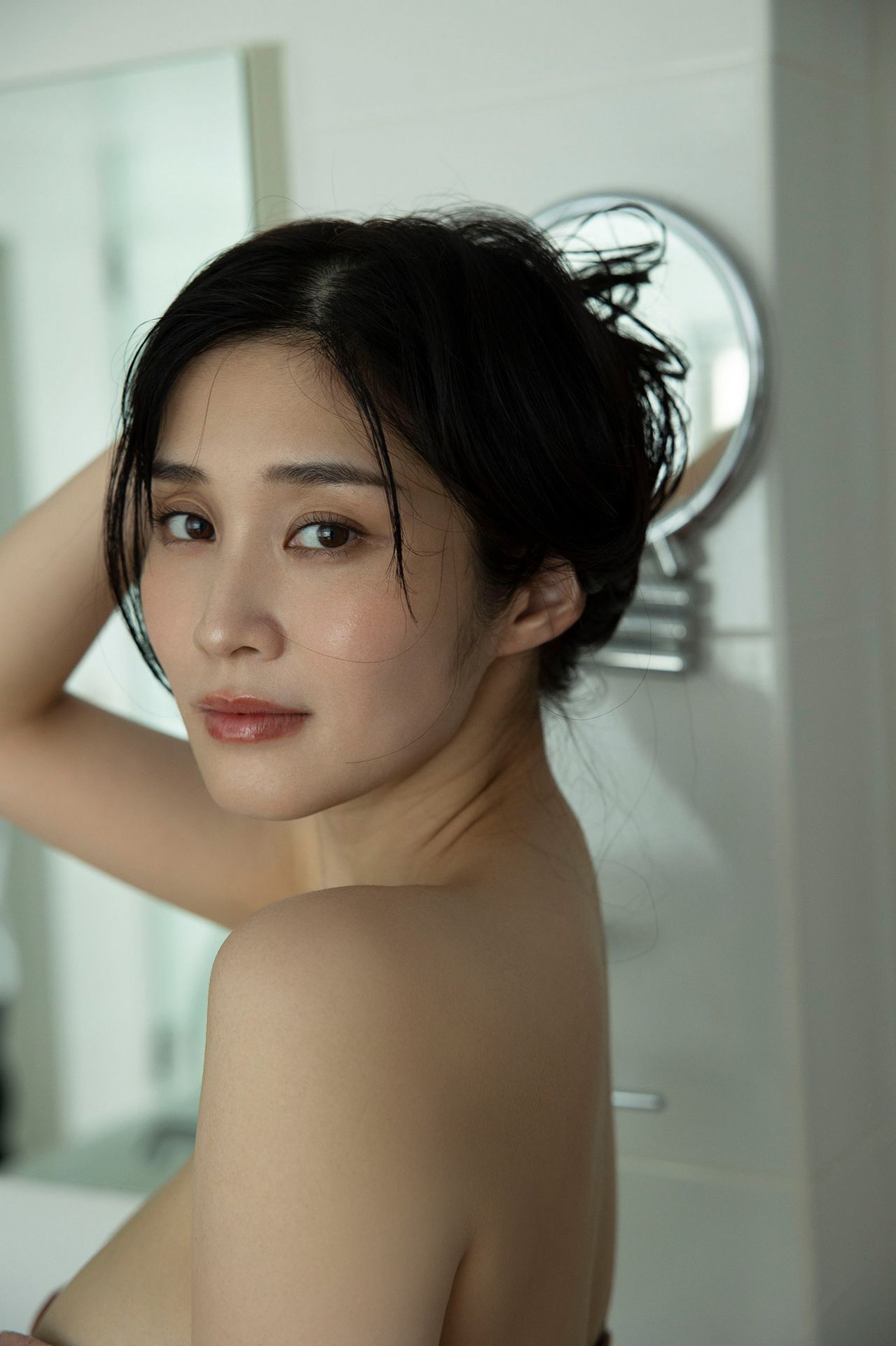 [photobook] Rin Takahashi 高橋凛 - Ideal body 理想ノカラダ