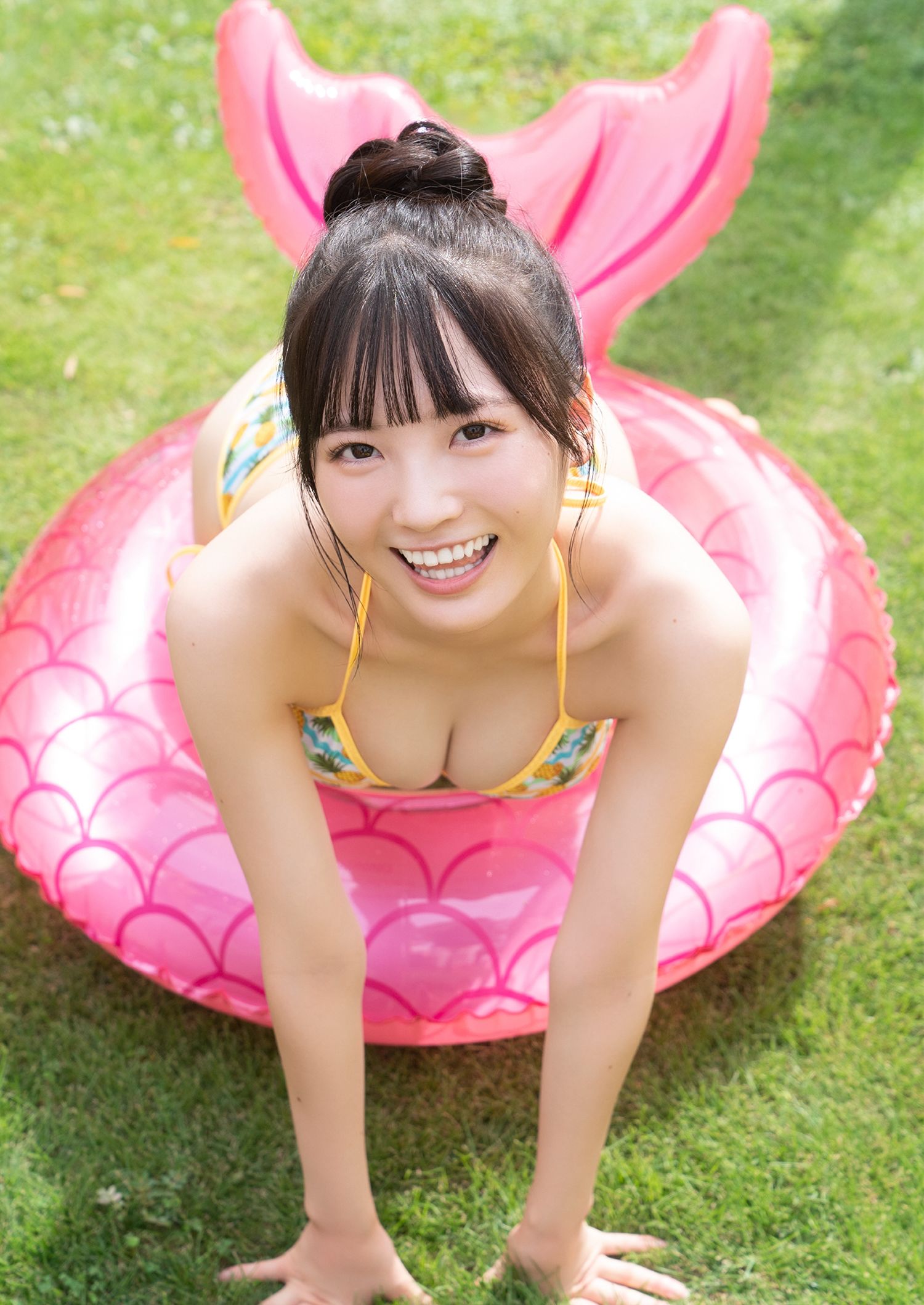 [photobook] 由良ゆら(#よーよーよー)写真集「“Azatoi”Summer Girl」