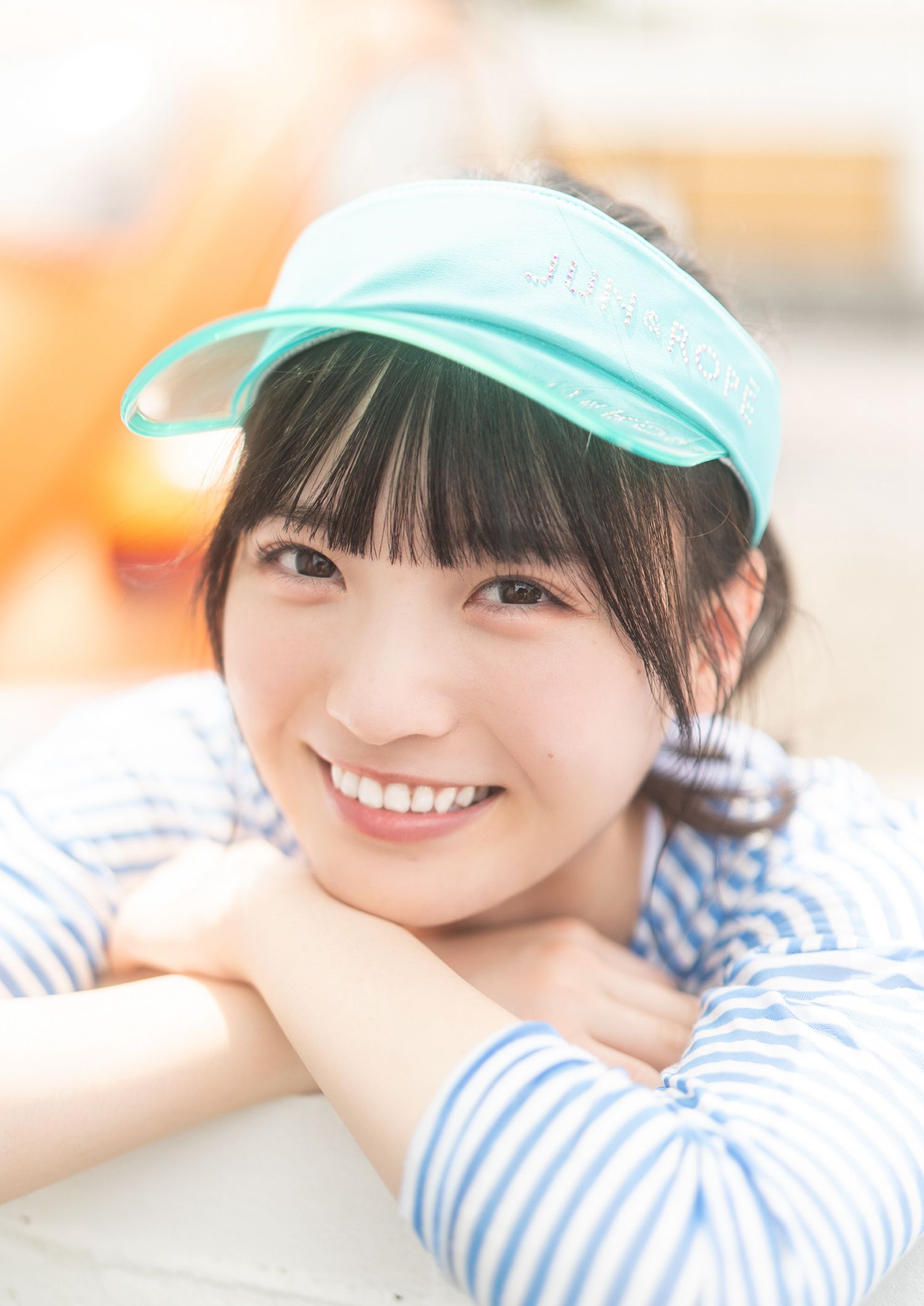 [photobook] 由良ゆら(#よーよーよー)写真集「“Azatoi”Summer Girl」