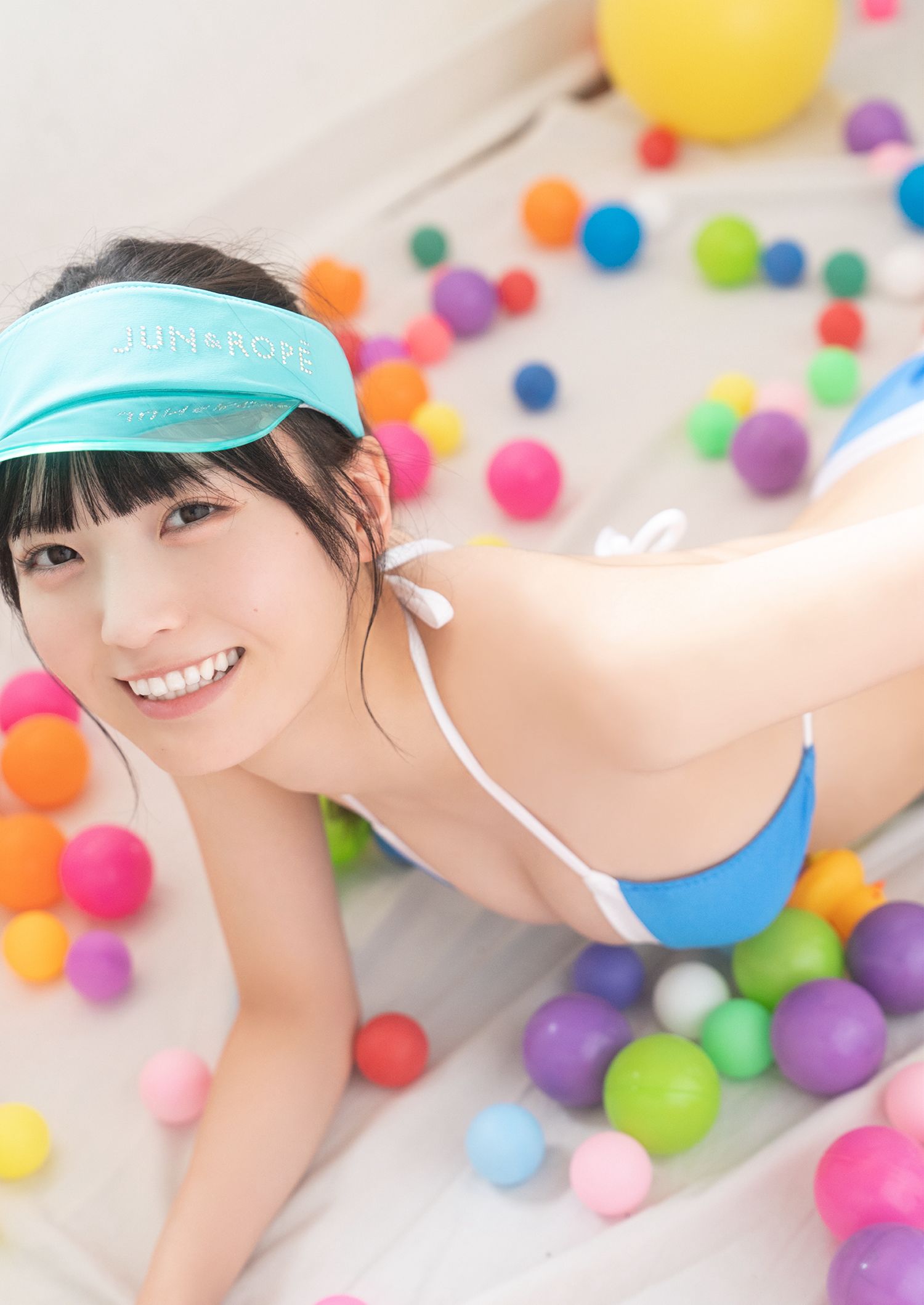 [photobook] 由良ゆら(#よーよーよー)写真集「“Azatoi”Summer Girl」
