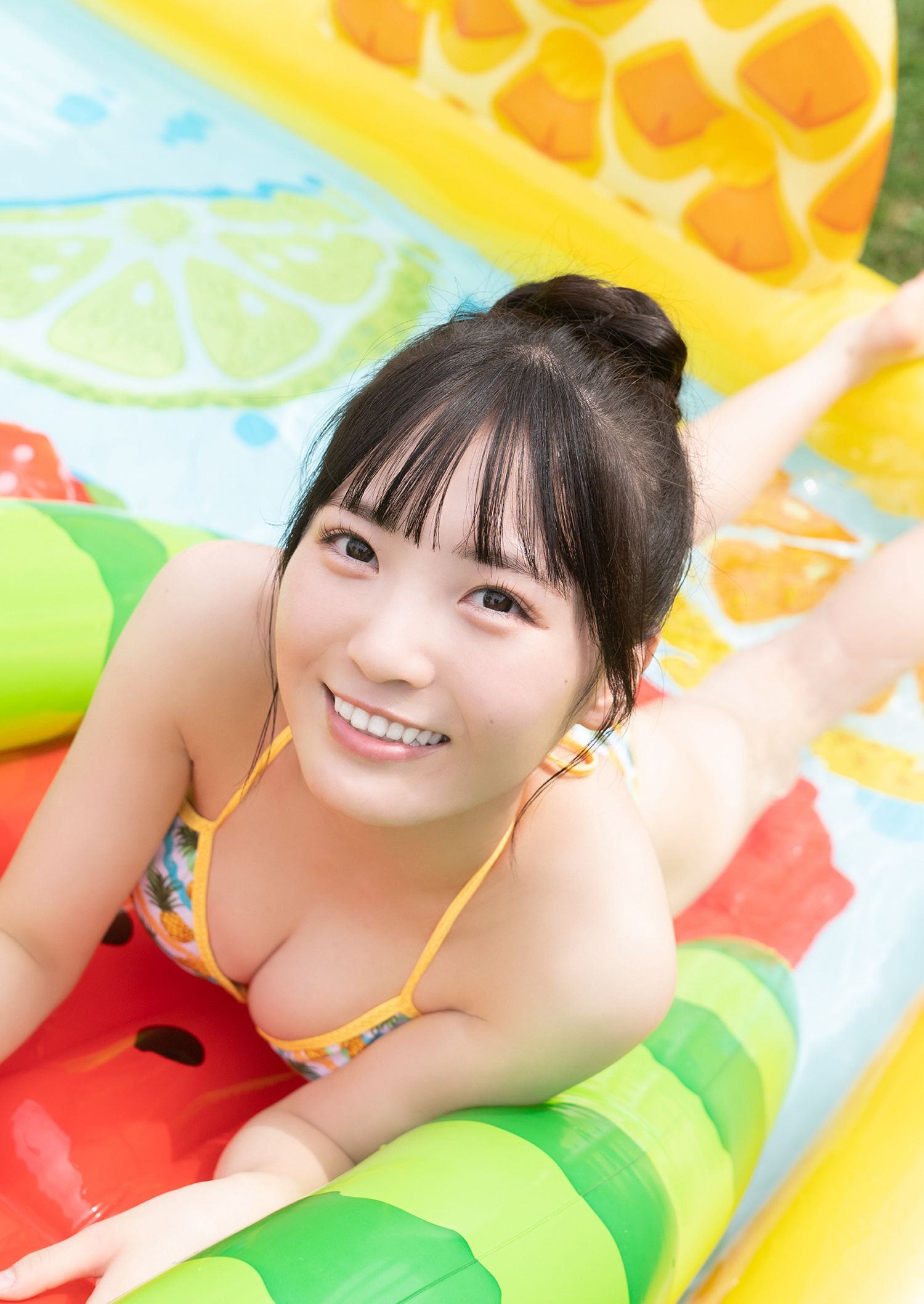 [photobook] 由良ゆら(#よーよーよー)写真集「“Azatoi”Summer Girl」