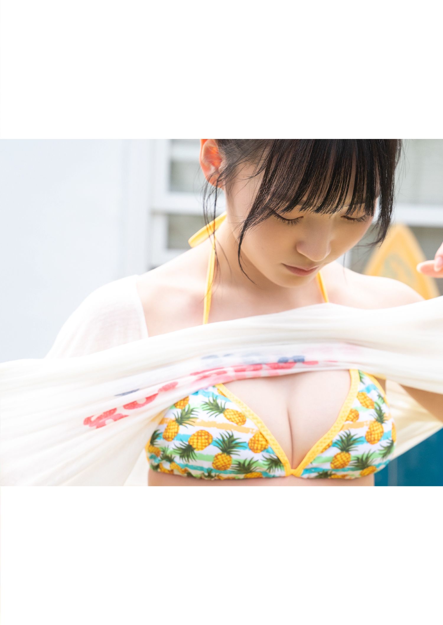 [photobook] 由良ゆら(#よーよーよー)写真集「“Azatoi”Summer Girl」