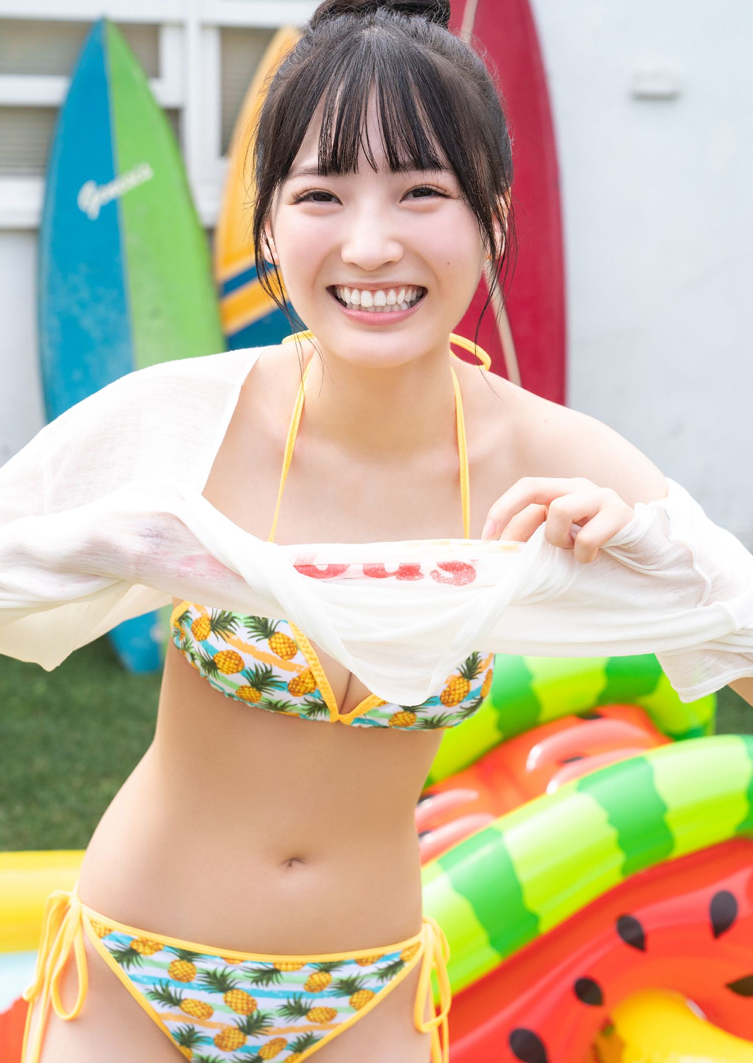 [photobook] 由良ゆら(#よーよーよー)写真集「“Azatoi”Summer Girl」