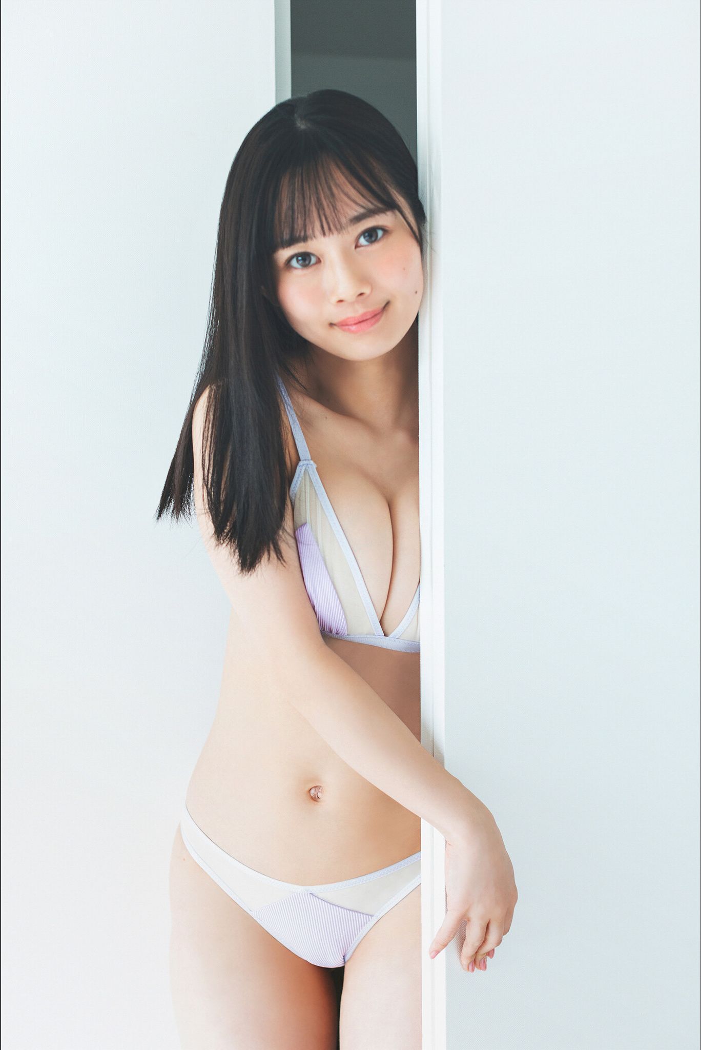 [photobook] ＃ババババンビ 近藤沙瑛子「Pure purple」FRIDAYデジタル写真集