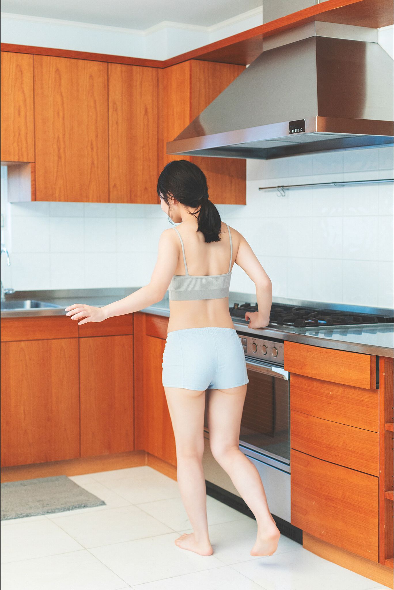 [photobook] ＃ババババンビ 近藤沙瑛子「Pure purple」FRIDAYデジタル写真集