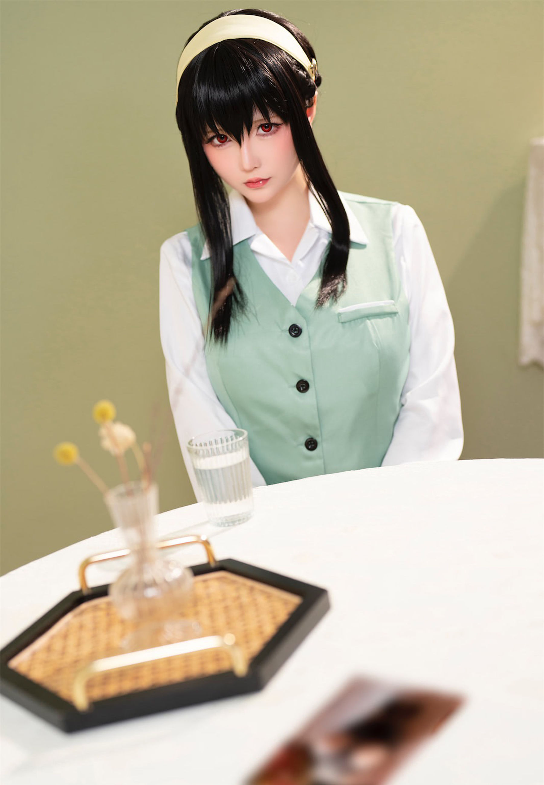 [福利COS] Coser小姐姐星之迟迟 - 圣诞节 约尔 OL制服