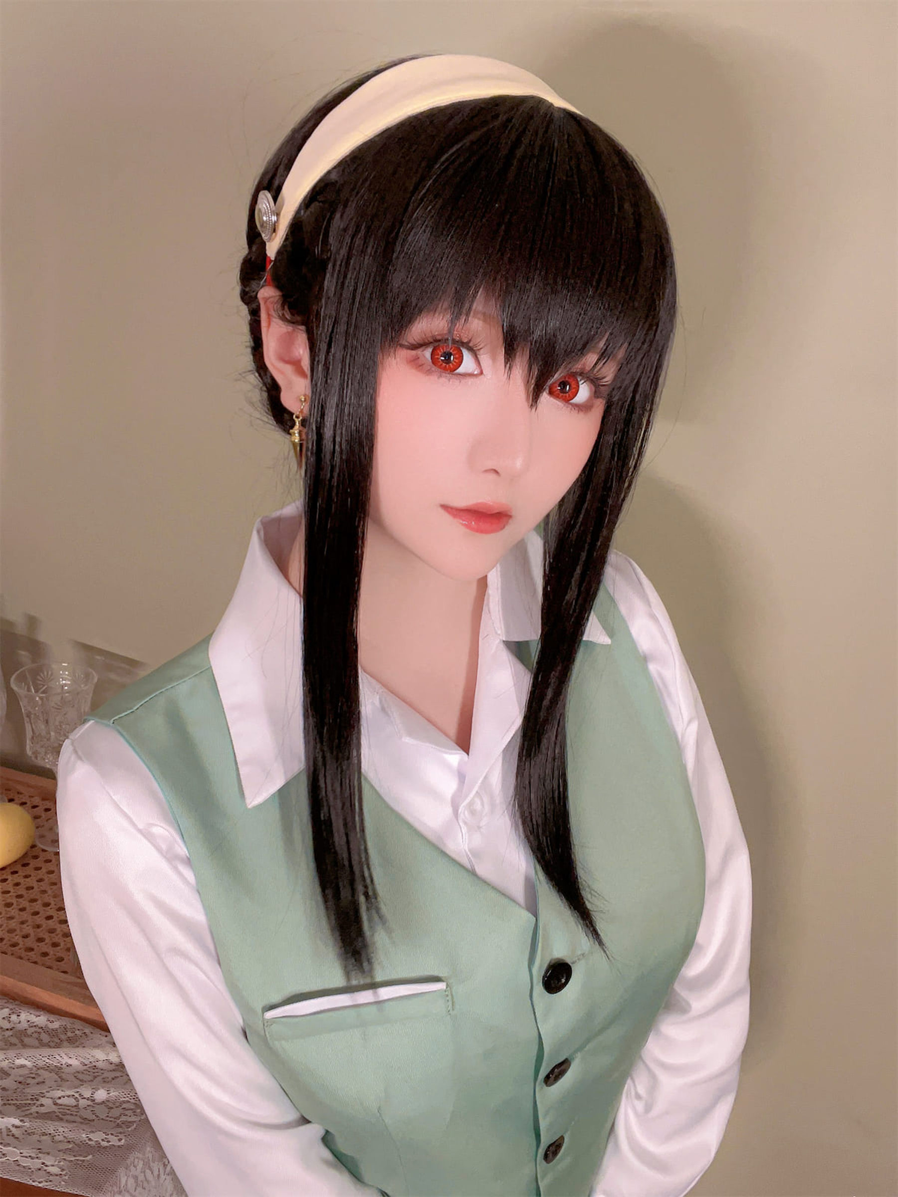 [福利COS] Coser小姐姐星之迟迟 - 圣诞节 约尔 OL制服