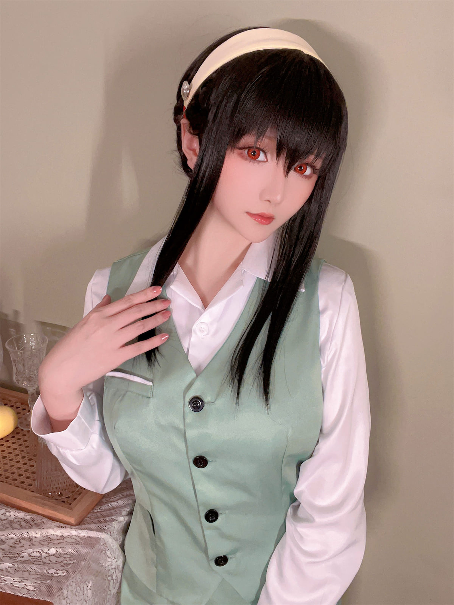 [福利COS] Coser小姐姐星之迟迟 - 圣诞节 约尔 OL制服