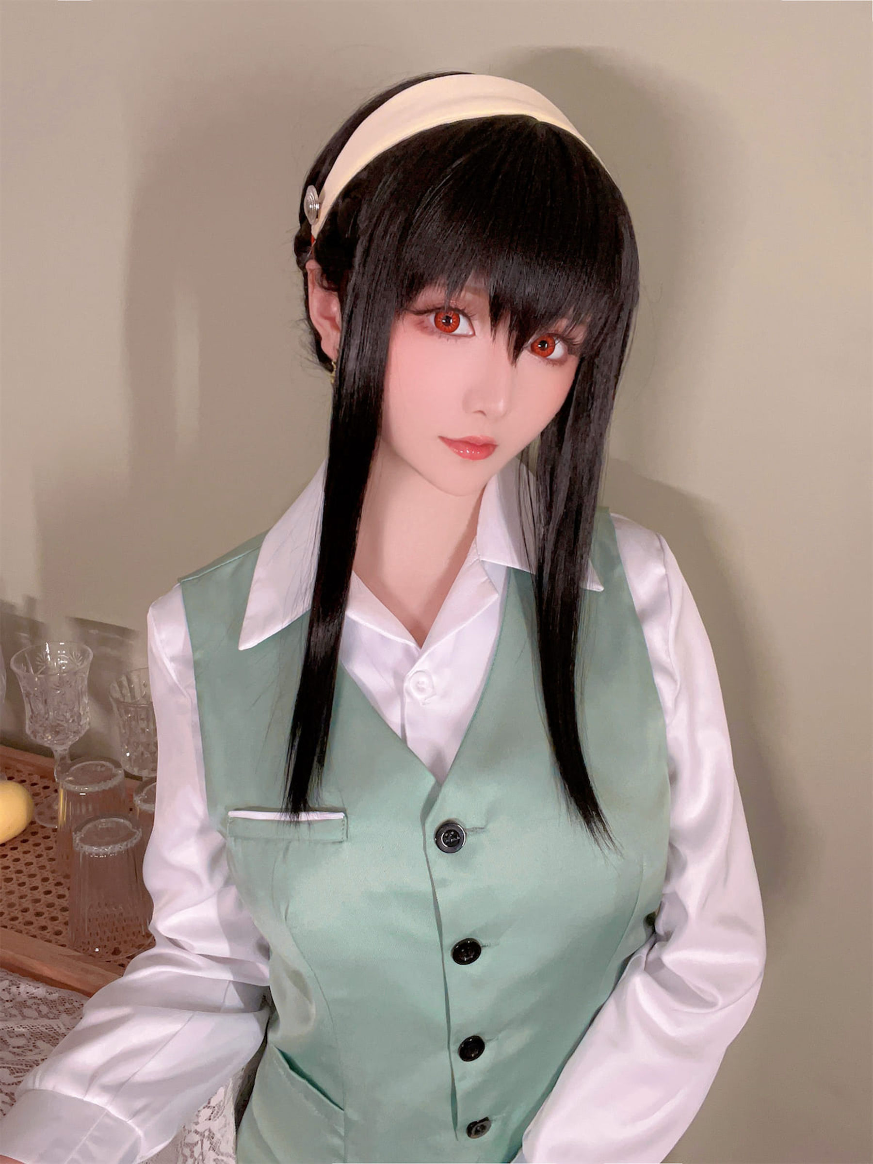 [福利COS] Coser小姐姐星之迟迟 - 圣诞节 约尔 OL制服