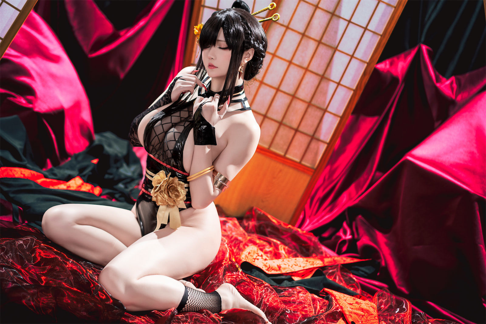 [福利COS] Coser小姐姐星之迟迟 - 圣诞节 约尔 同人和风战斗服