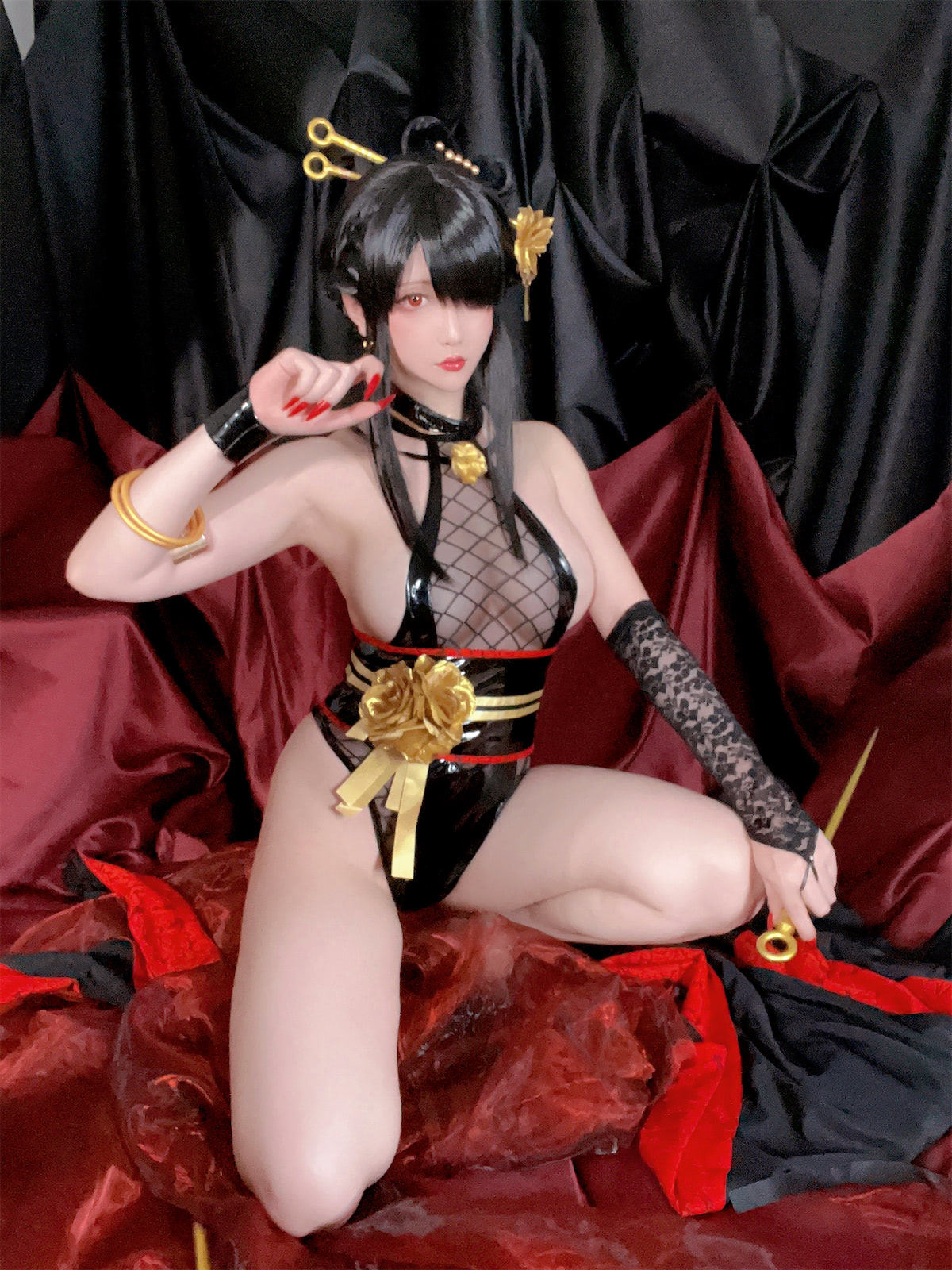 [福利COS] Coser小姐姐星之迟迟 - 圣诞节 约尔 同人和风战斗服