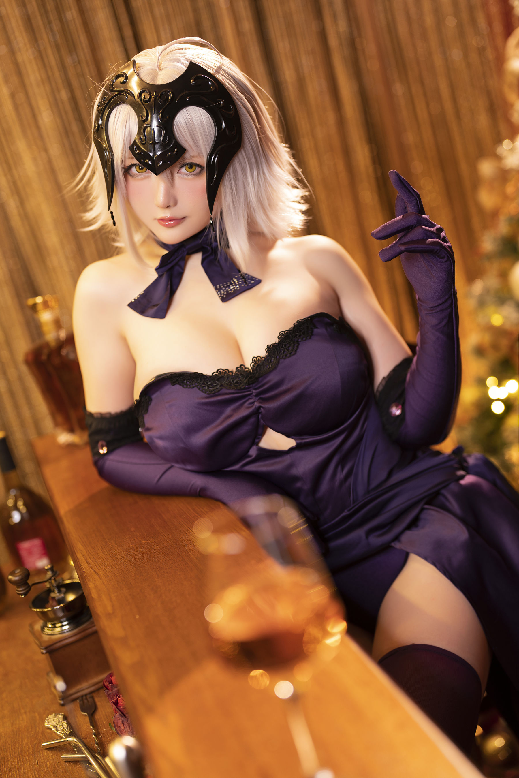 [福利COS] Coser小姐姐星之迟迟 - 圣诞节 黑贞