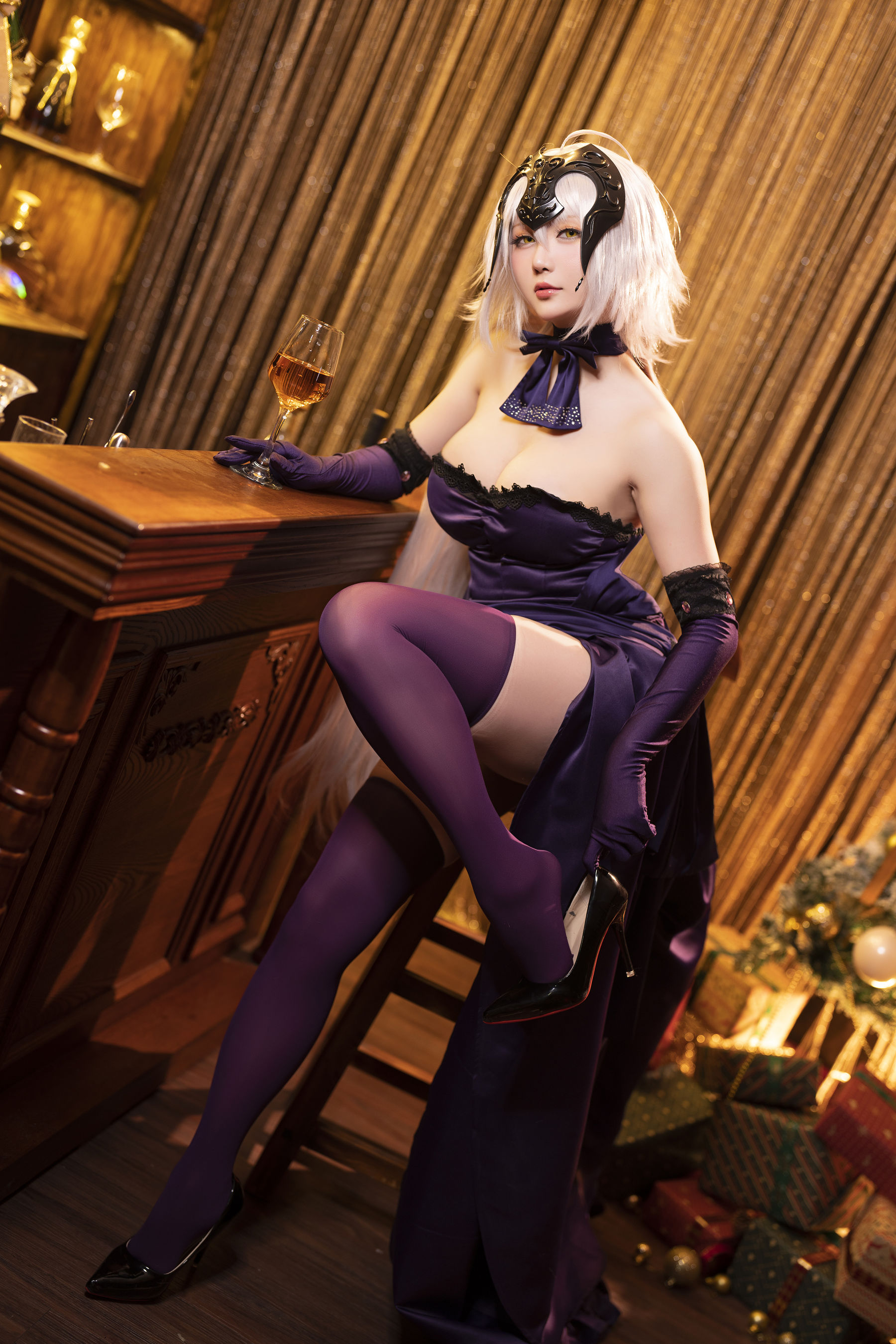 [福利COS] Coser小姐姐星之迟迟 - 圣诞节 黑贞