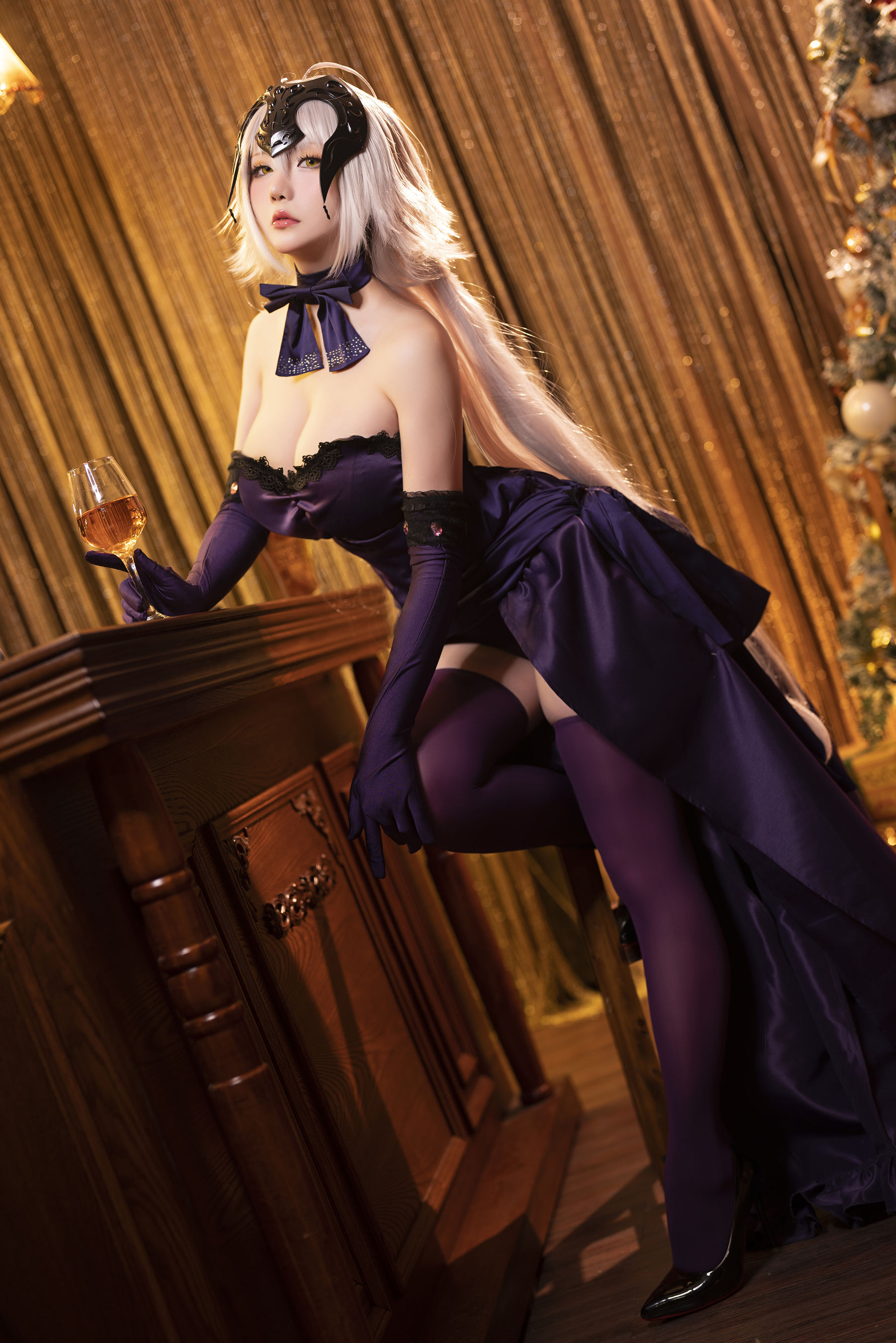 [福利COS] Coser小姐姐星之迟迟 - 圣诞节 黑贞