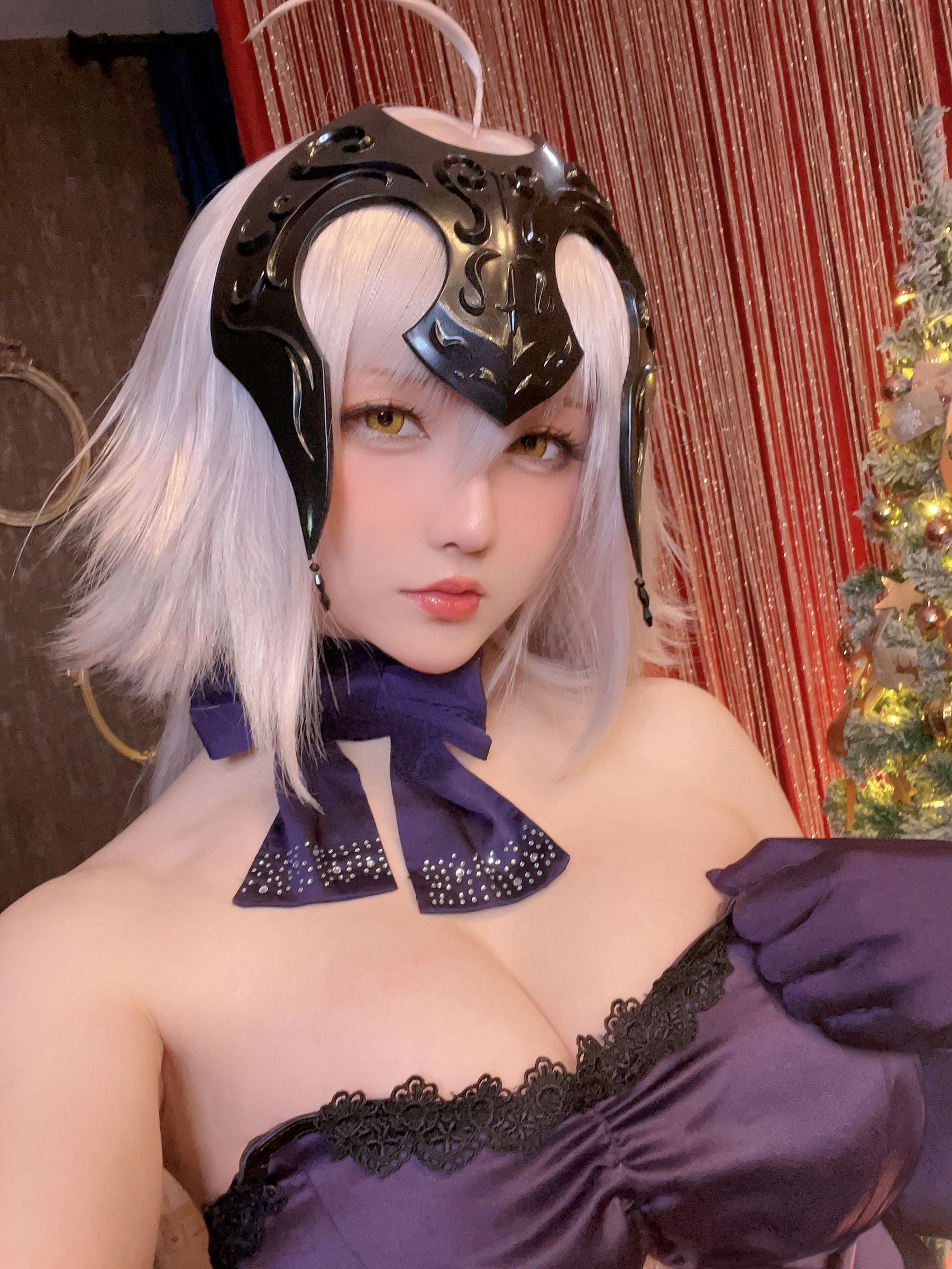 [福利COS] Coser小姐姐星之迟迟 - 圣诞节 黑贞