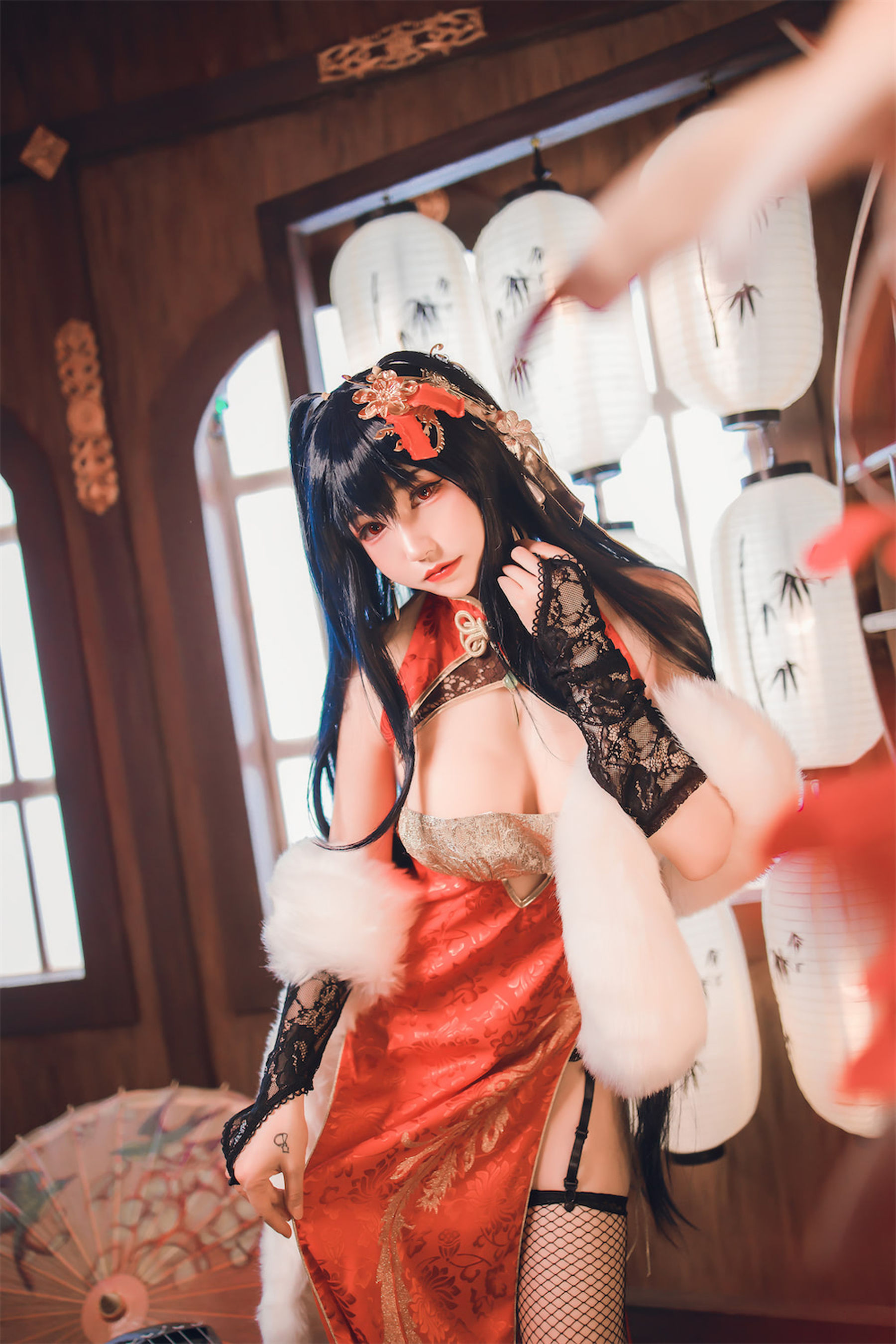 [福利COS] Coser衣衣 - 碧蓝航线 大凤旗袍