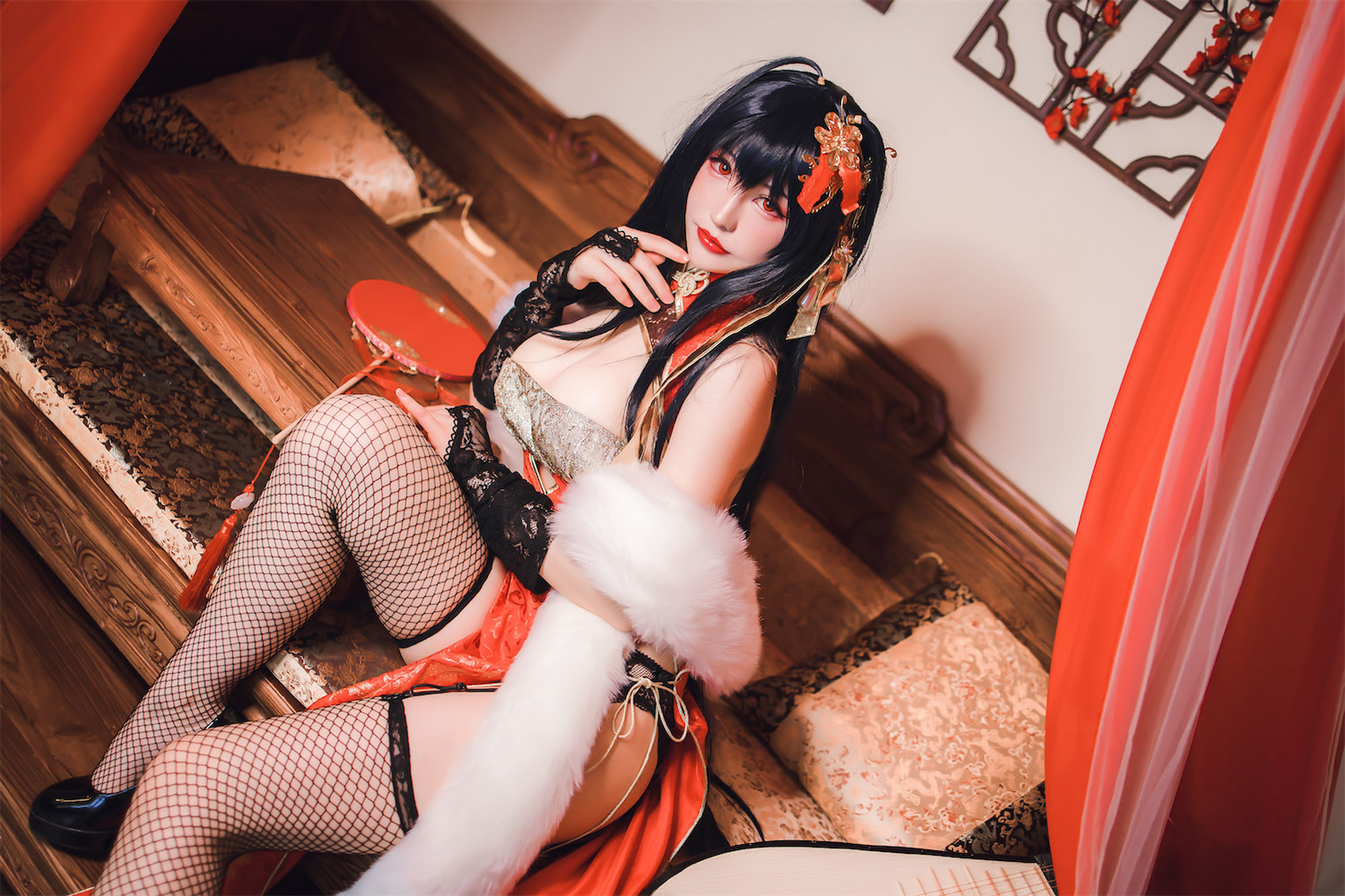 [福利COS] Coser衣衣 - 碧蓝航线 大凤旗袍