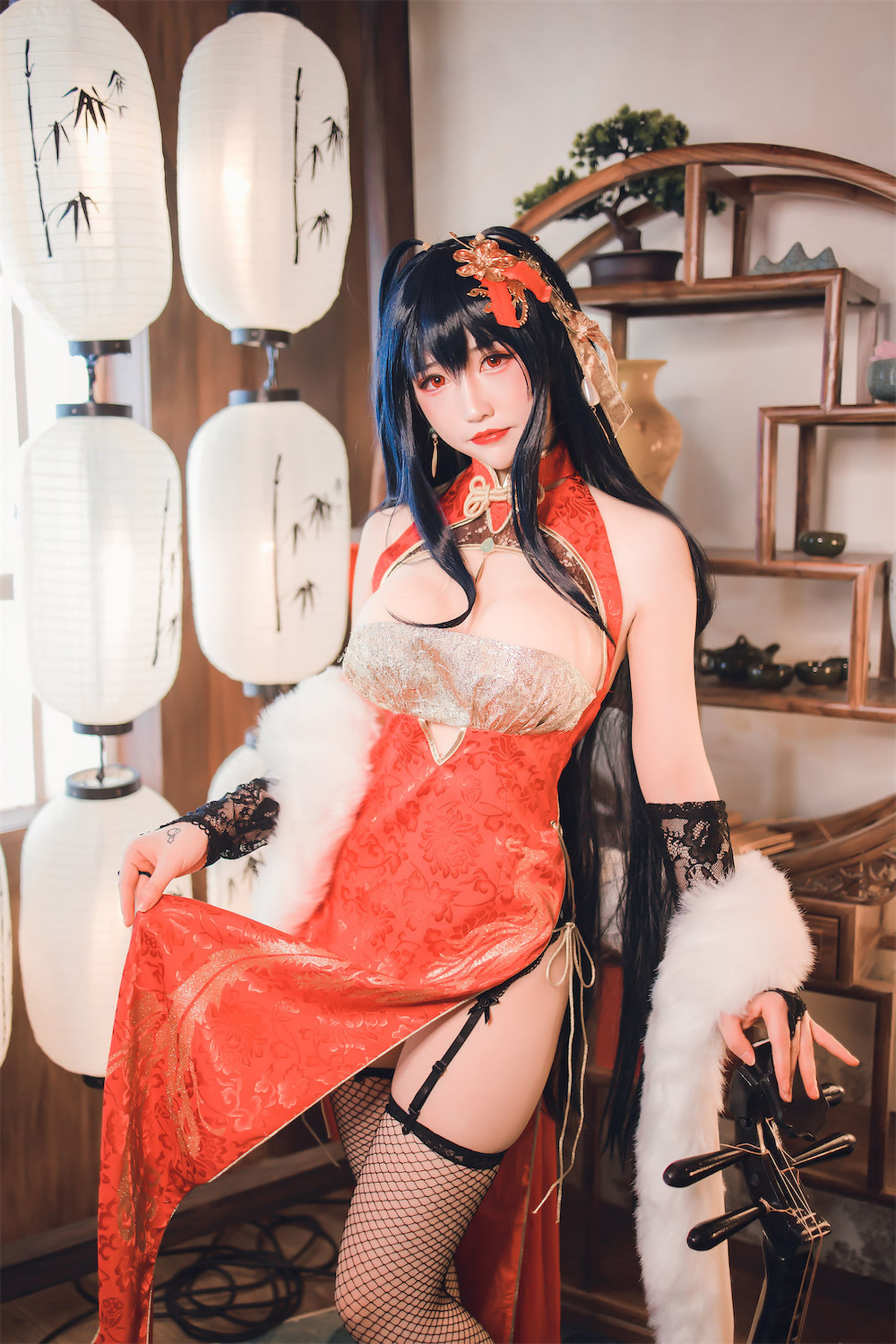 [福利COS] Coser衣衣 - 碧蓝航线 大凤旗袍