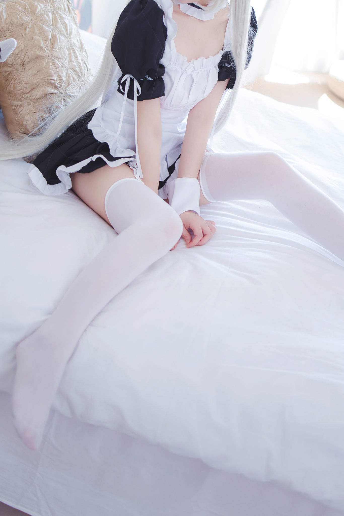 [福利COS] Coser衣衣 - 穹妹女仆